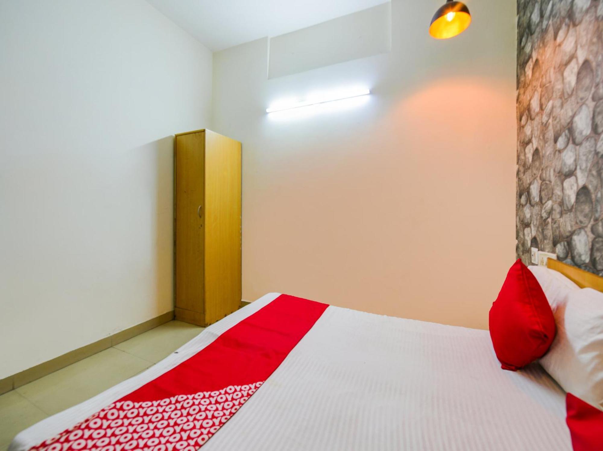 O Unique Delhi 3*