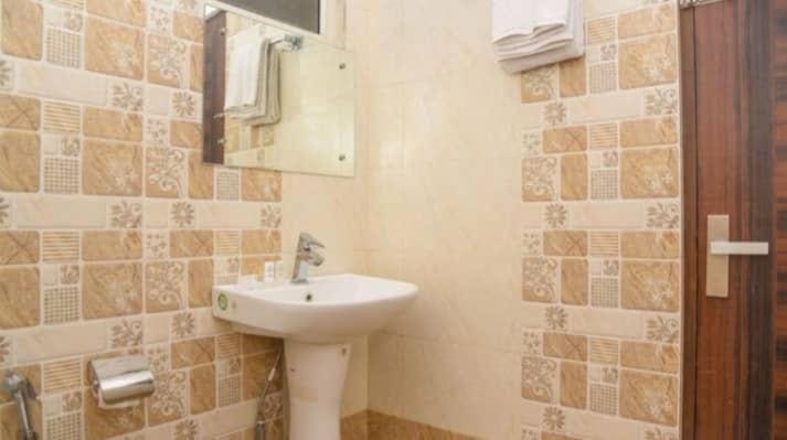 Guest house Hrs - Railway Station *