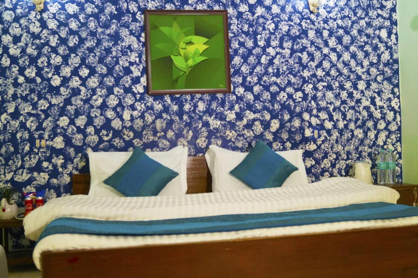 Guest house Hrs - Railway Station New Delhi