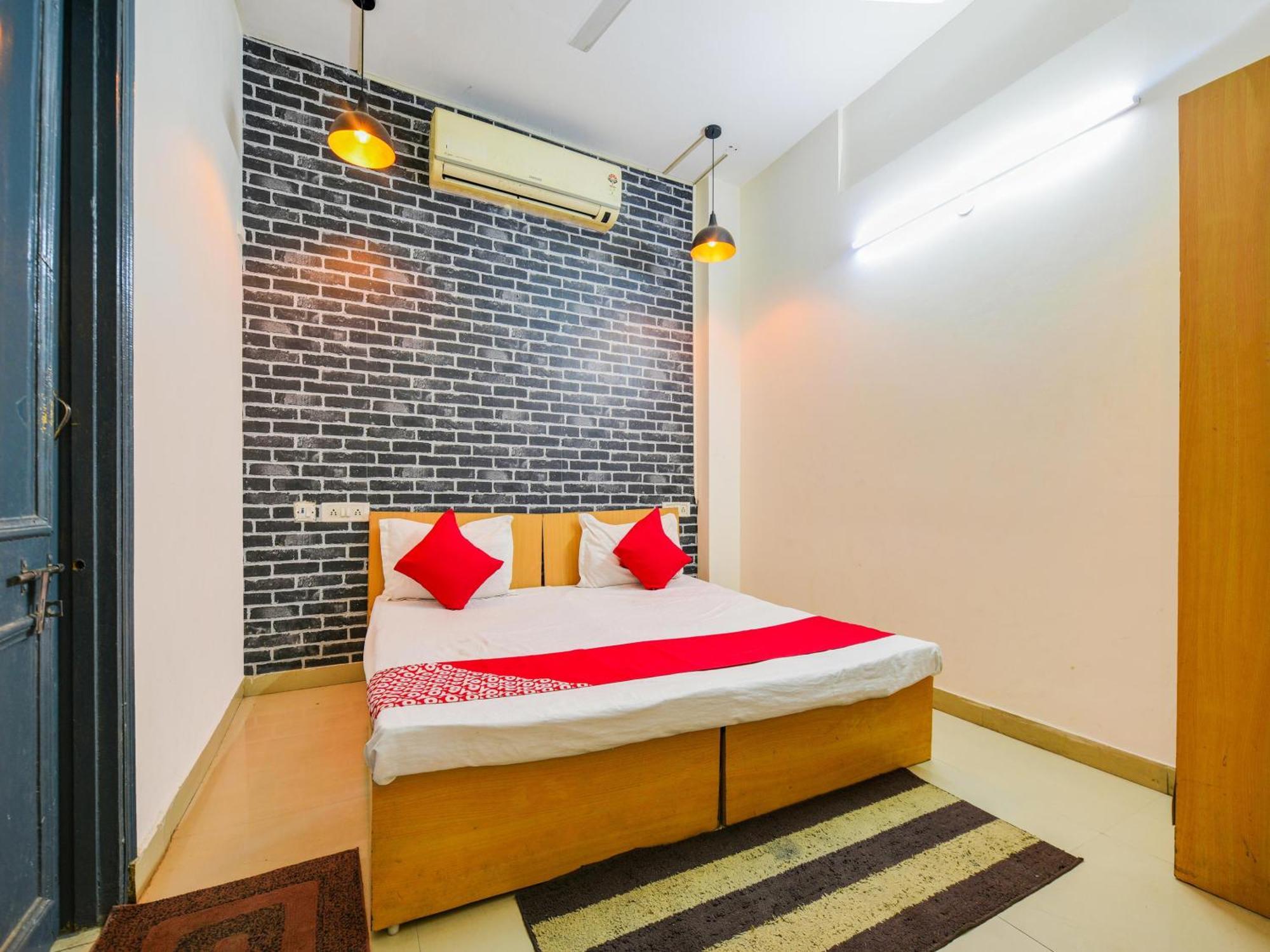 Hotel O Unique Delhi New Delhi