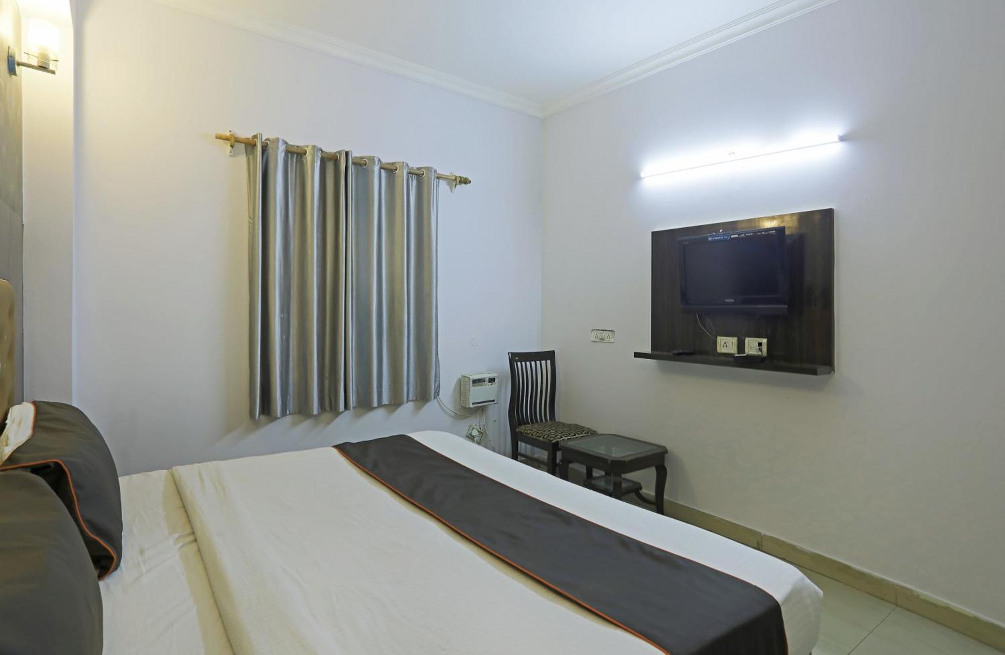 Samara Kingdom Near Delhi Airport Hotel