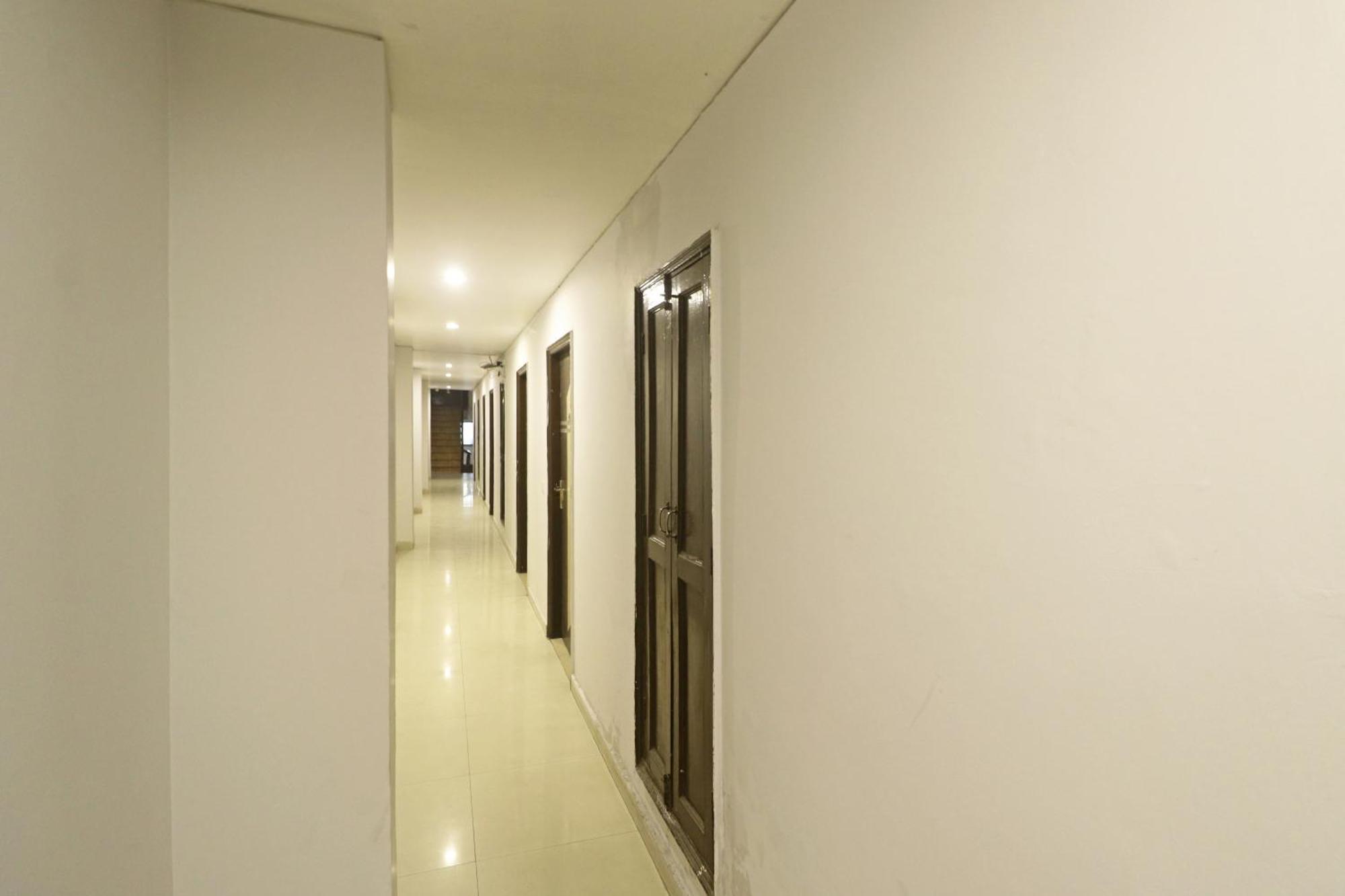Samara Kingdom Near Delhi Airport 3*