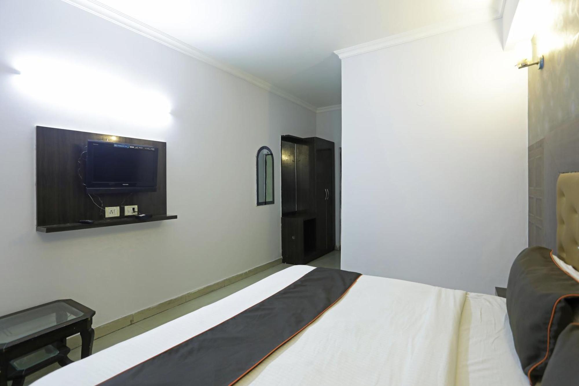 Samara Kingdom Near Delhi Airport Hotel New Delhi