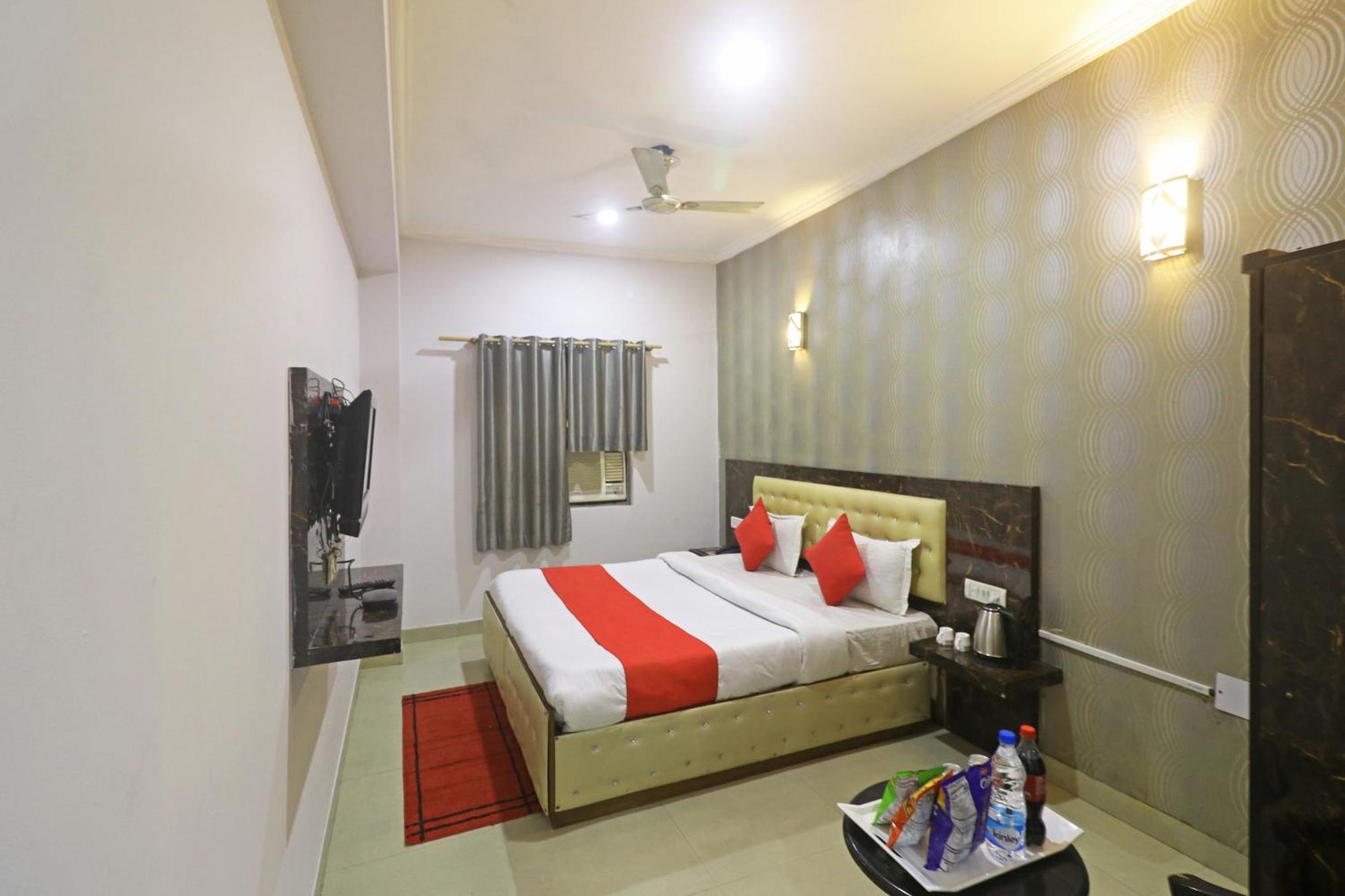 Samara Kingdom Near Delhi Airport 3*