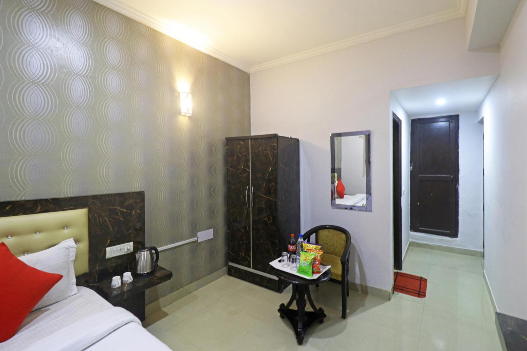 Samara Kingdom Near Delhi Airport Hotel