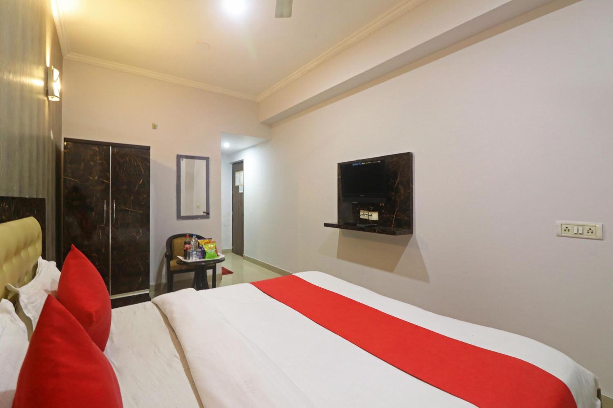 Samara Kingdom Near Delhi Airport Hotel