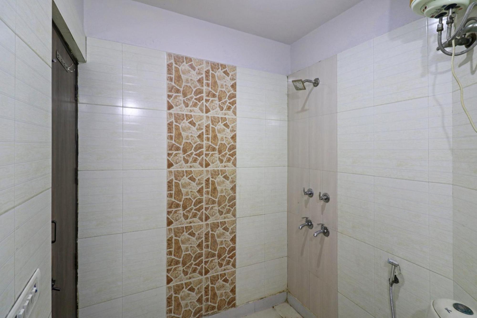 Hotel Samara Kingdom Near Delhi Airport
