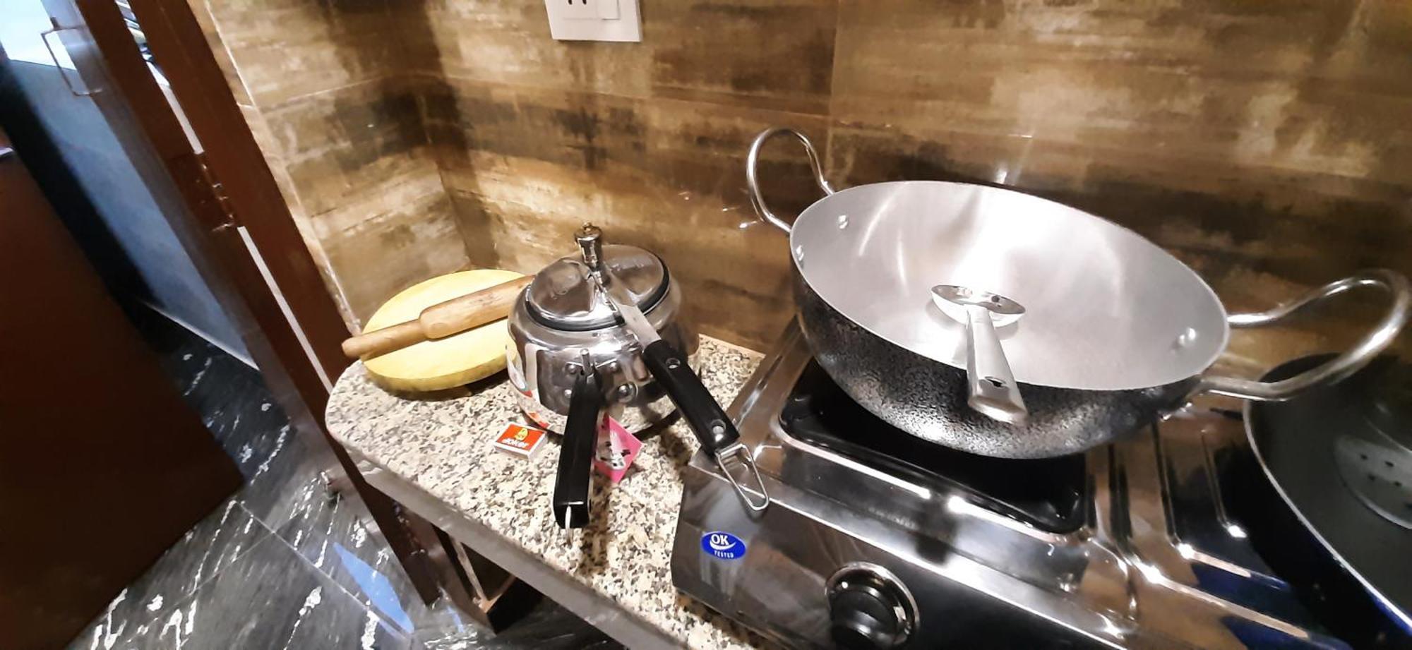 Apartment Aggarwal In Independent Flat With Private Kitchen Washroom Fridge Android Tv Wi Fi And Cooking Utensils For Self Cooking