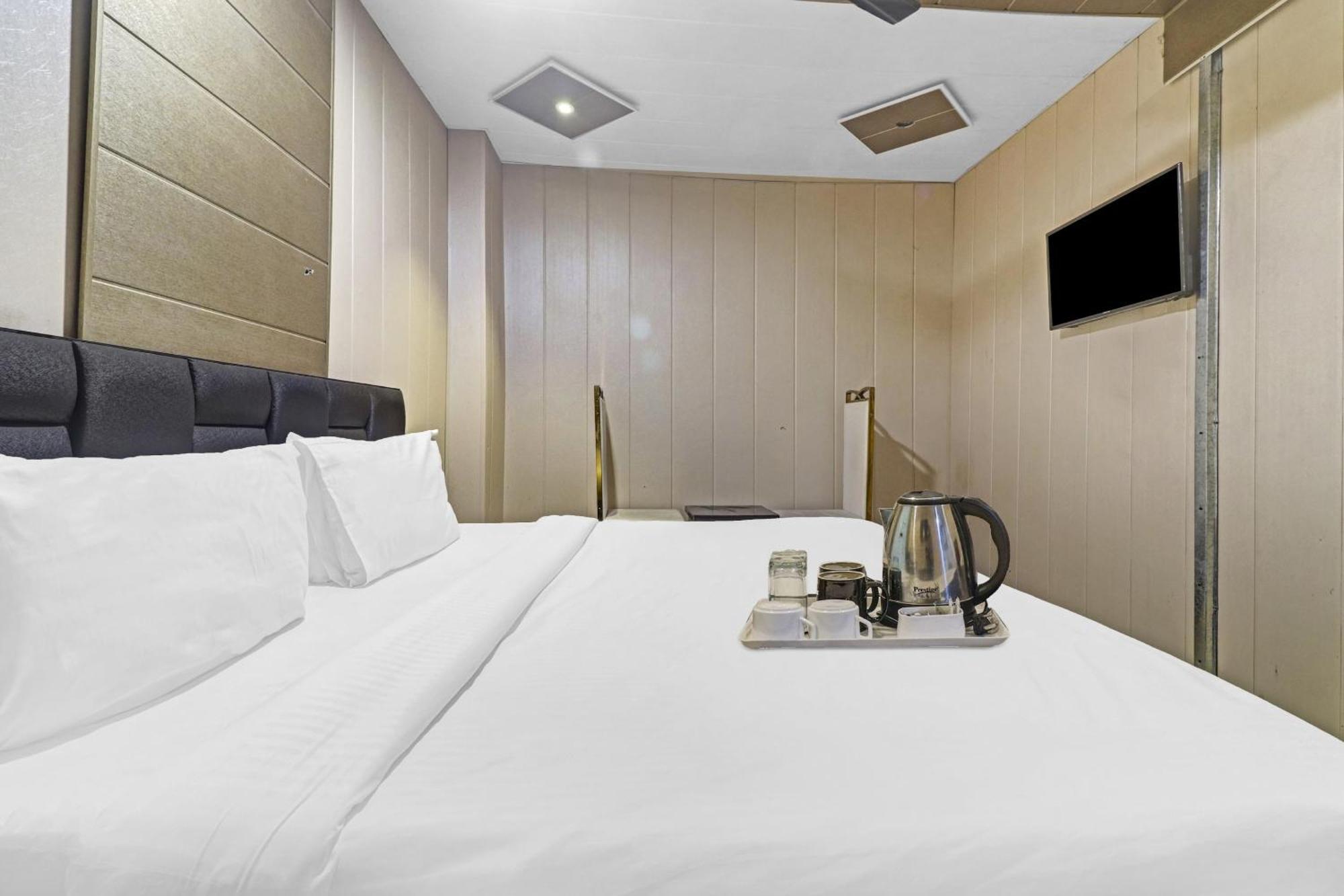 Hotel Townhouse Bhavya Residency