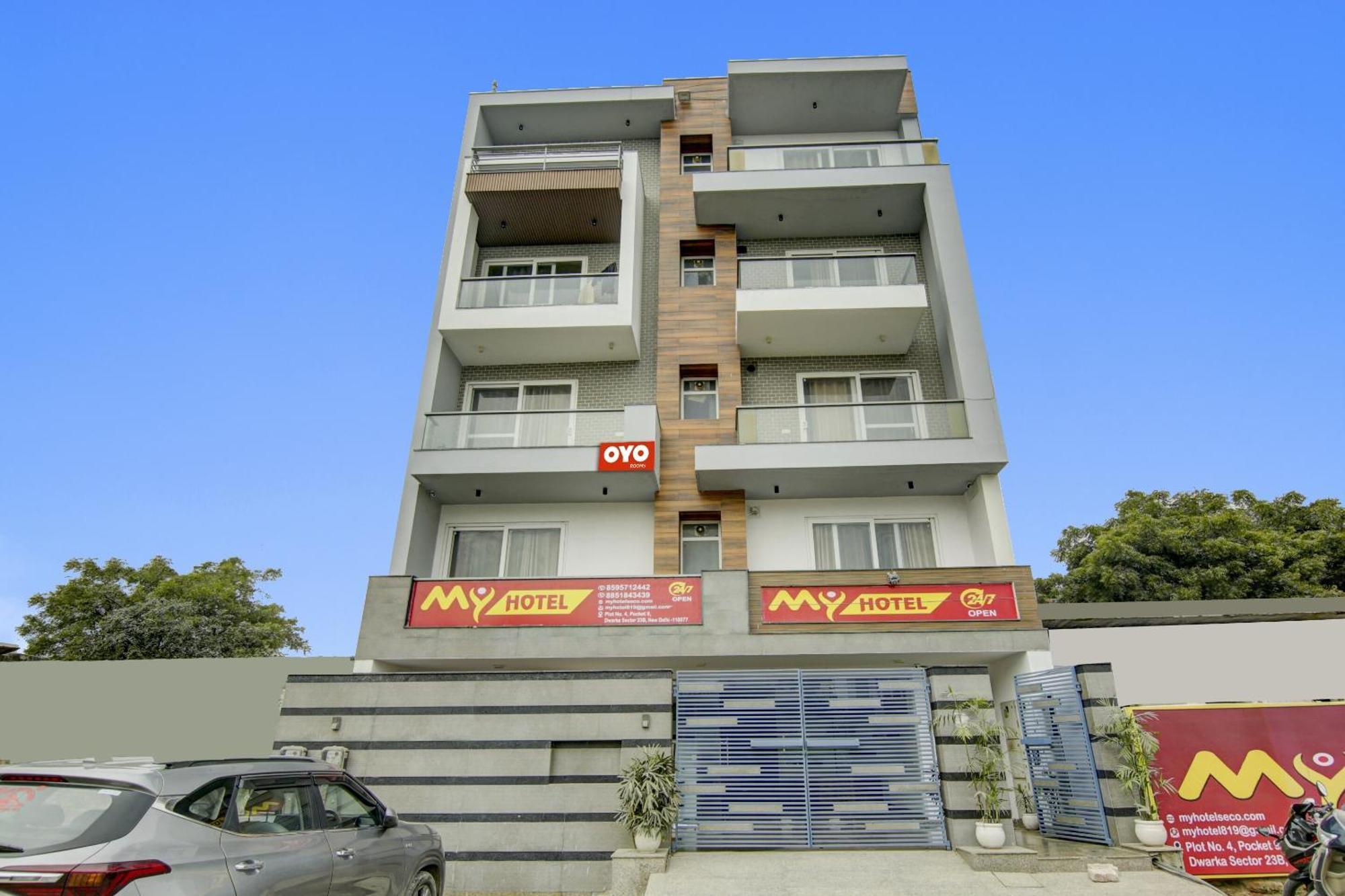 Hotel Collection O My Near Dwarka Sector 21 Metro Station 3*