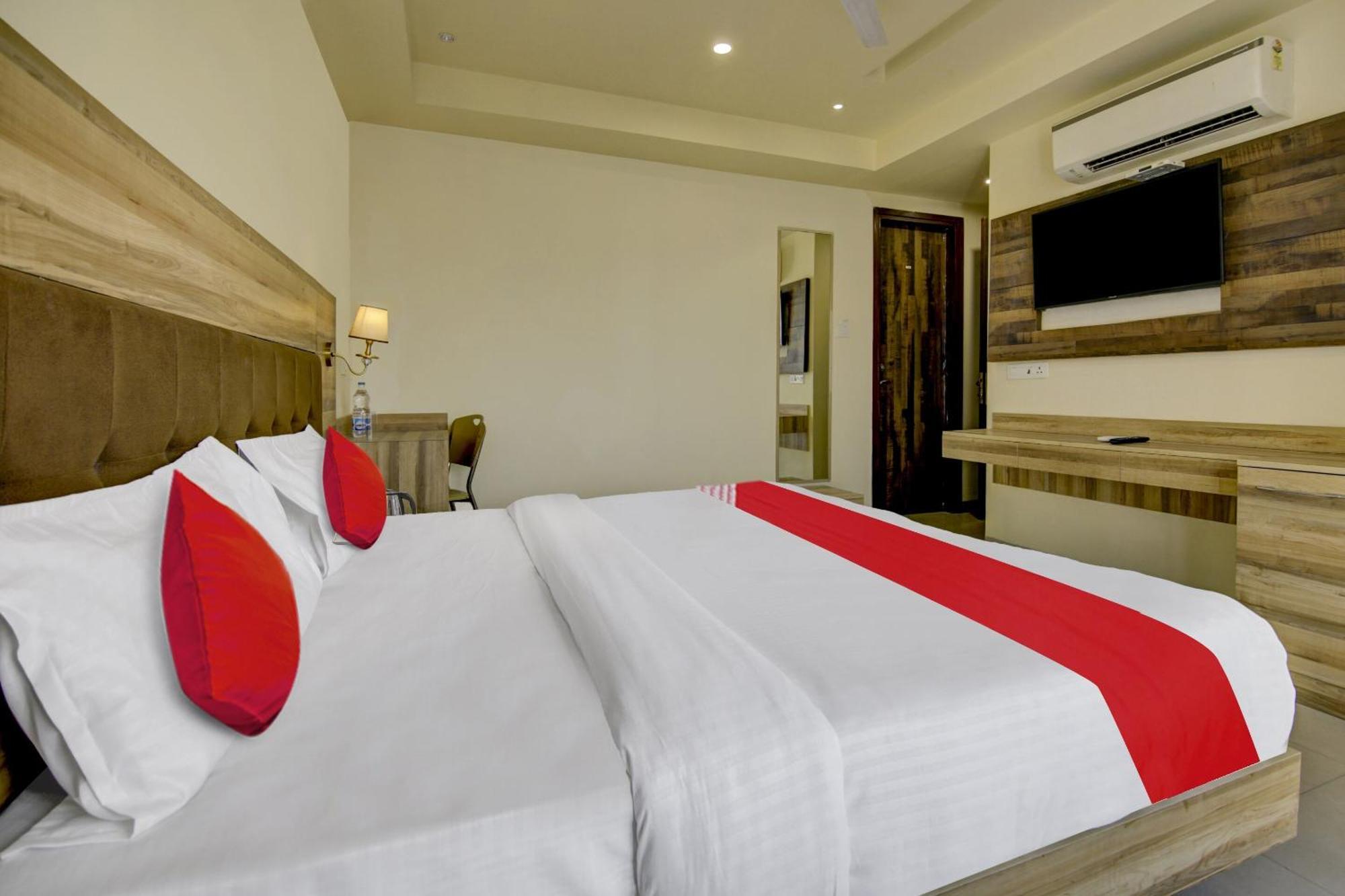 Hotel Collection O My Near Dwarka Sector 21 Metro Station