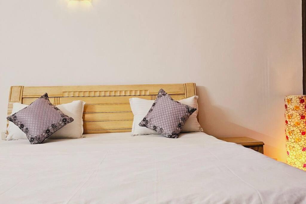Hostmystay-2bhk W/t Terrace! Gk1 New Delhi