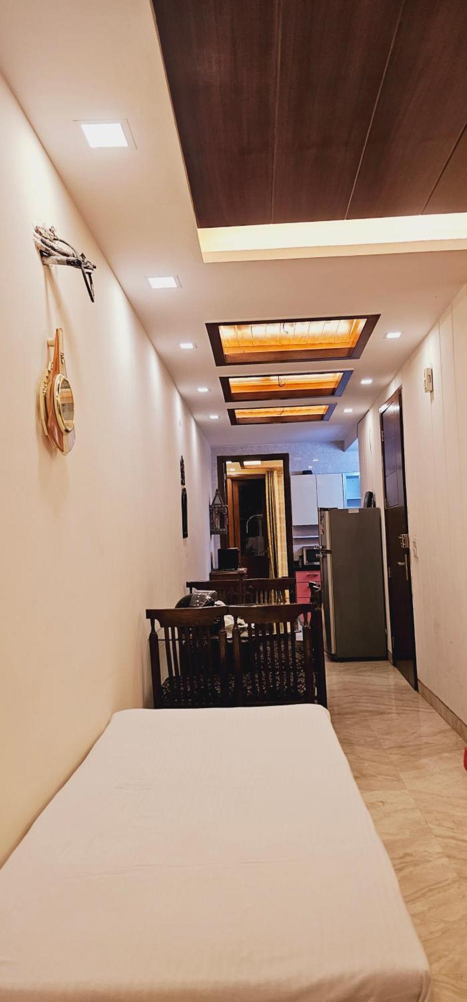 Hostmystay-2bhk Amarcolny Market *