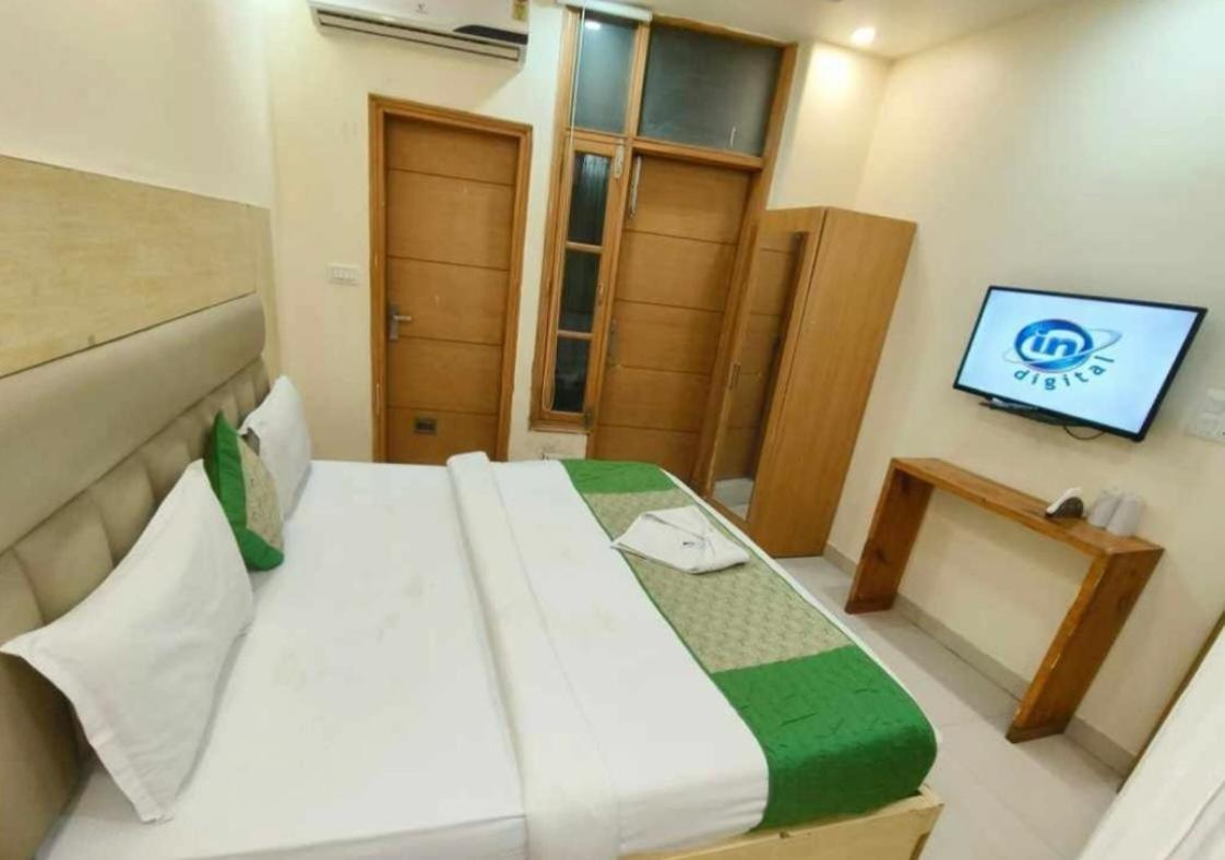 Hotel Airport Plaza Near Delhi Airport Aerocity New Delhi