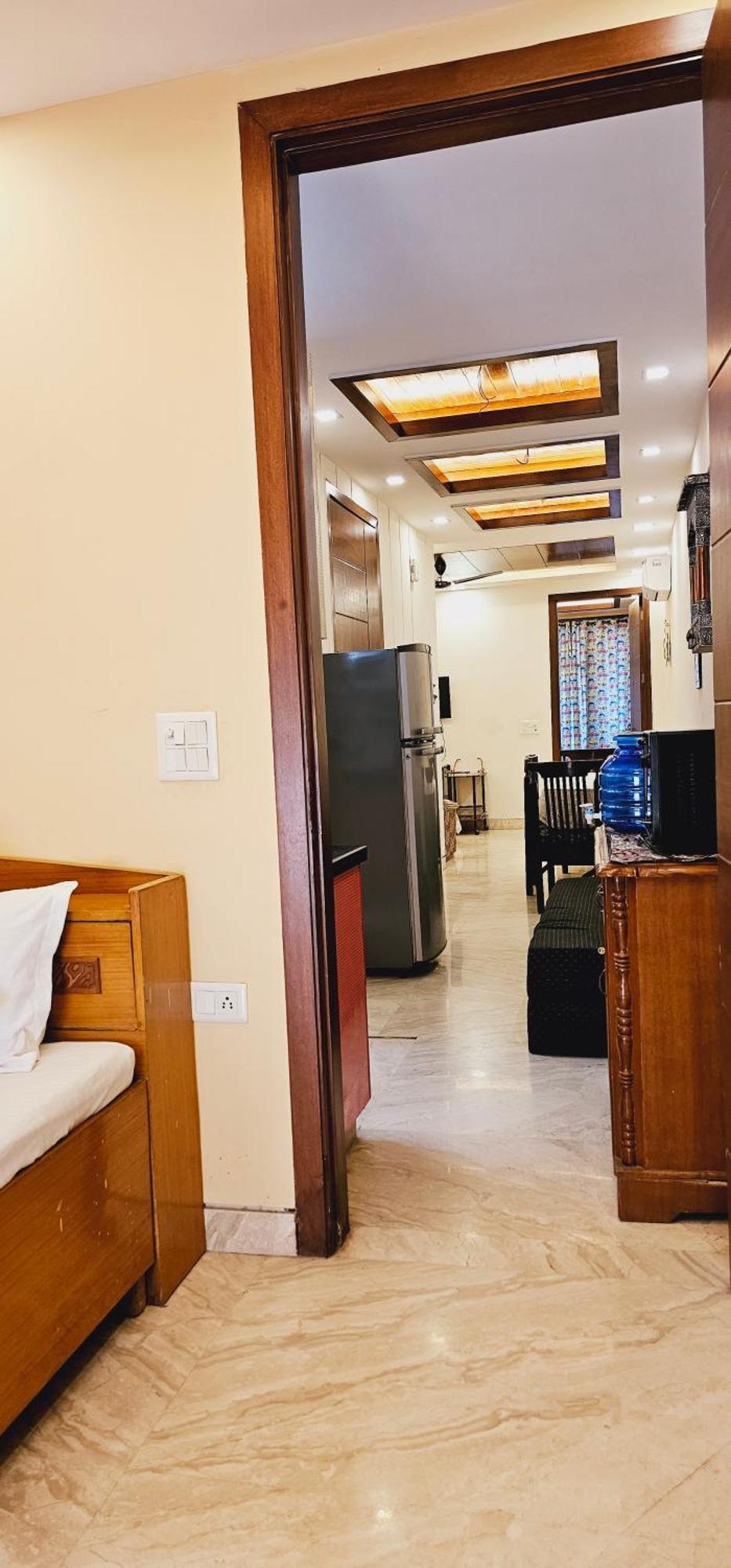 Hostmystay-2bhk Amarcolny Market