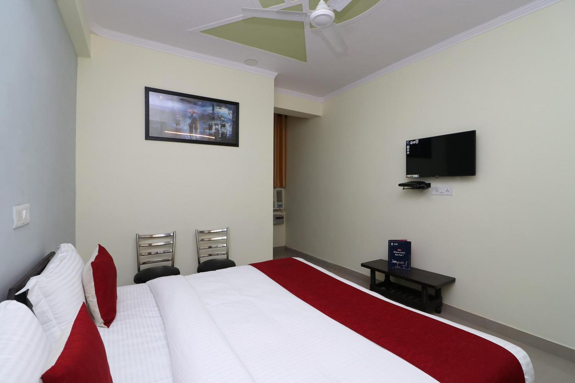 Hotel O Pearl Residency New Delhi