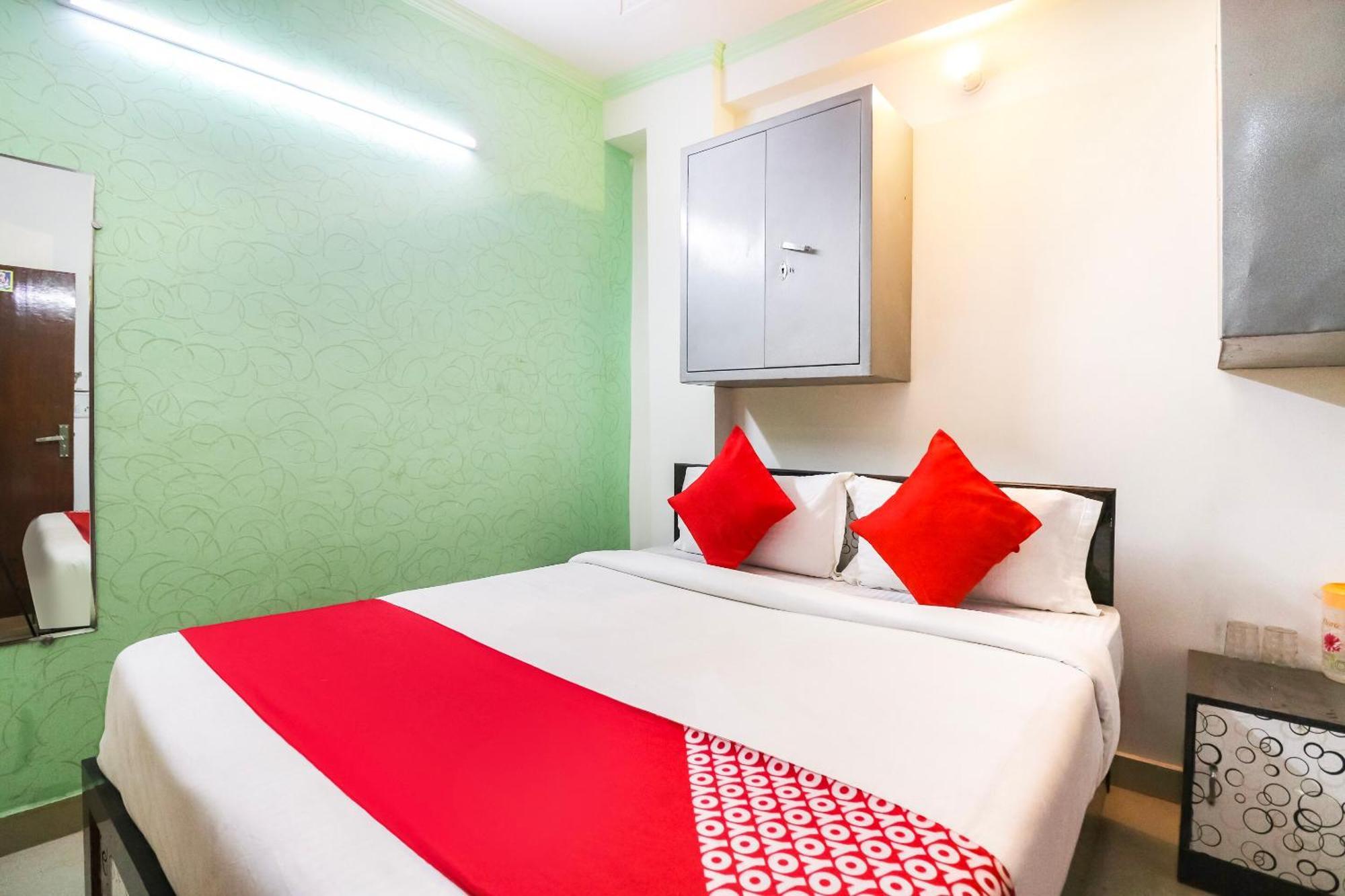 Hotel Oyo Florence New Delhi