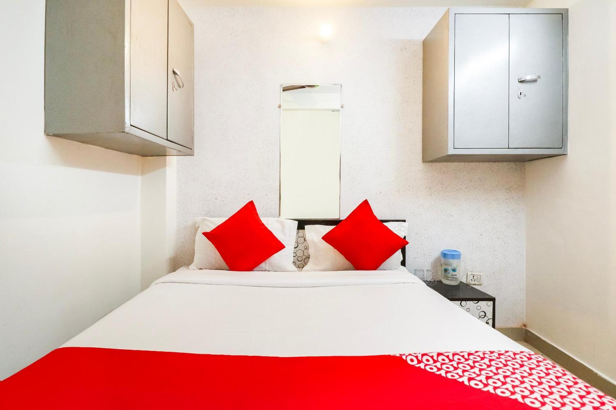 Oyo Florence Hotel 3*