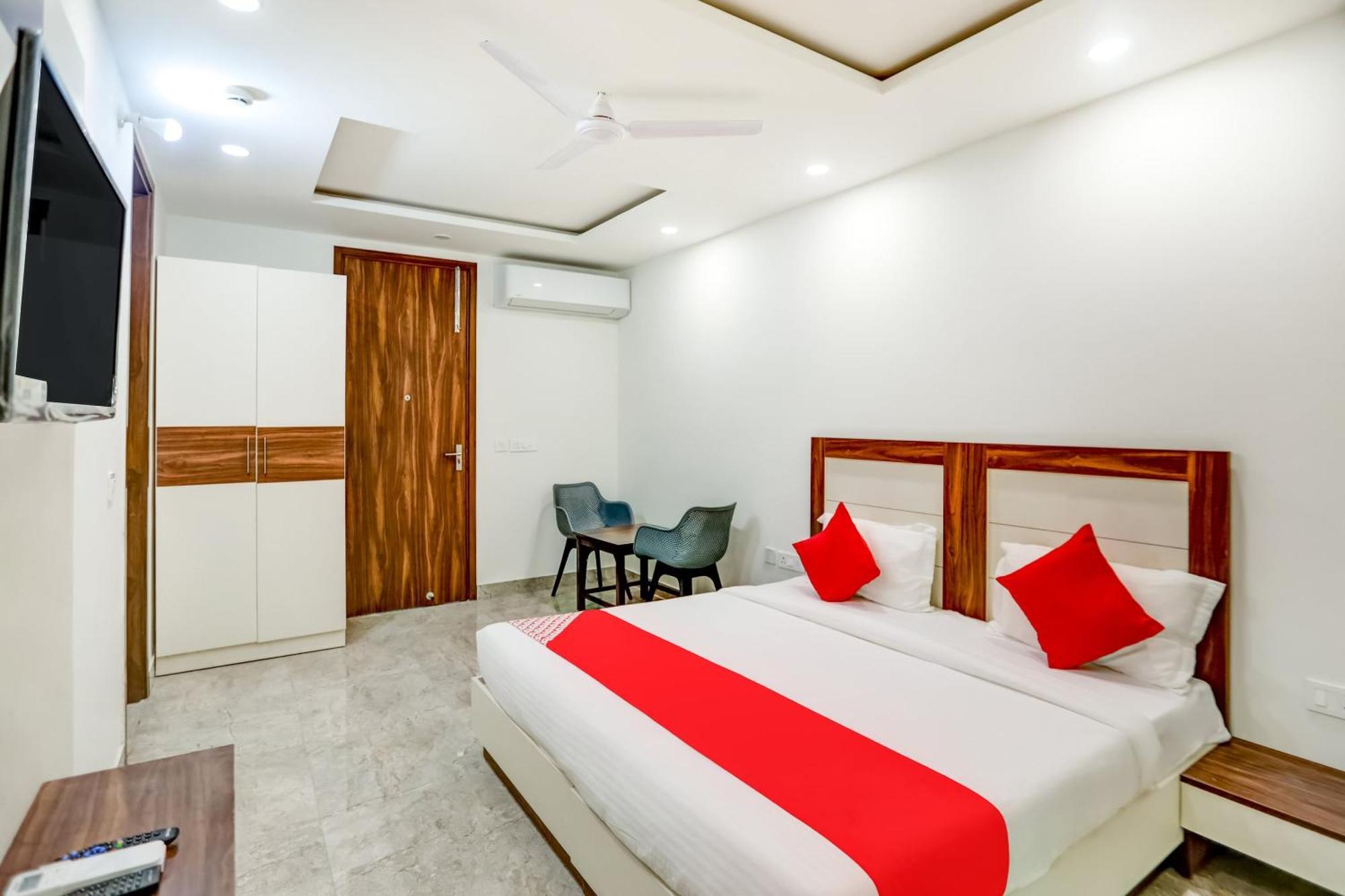 Flagship Happy 3* Delhi (National Capital Territory of India)