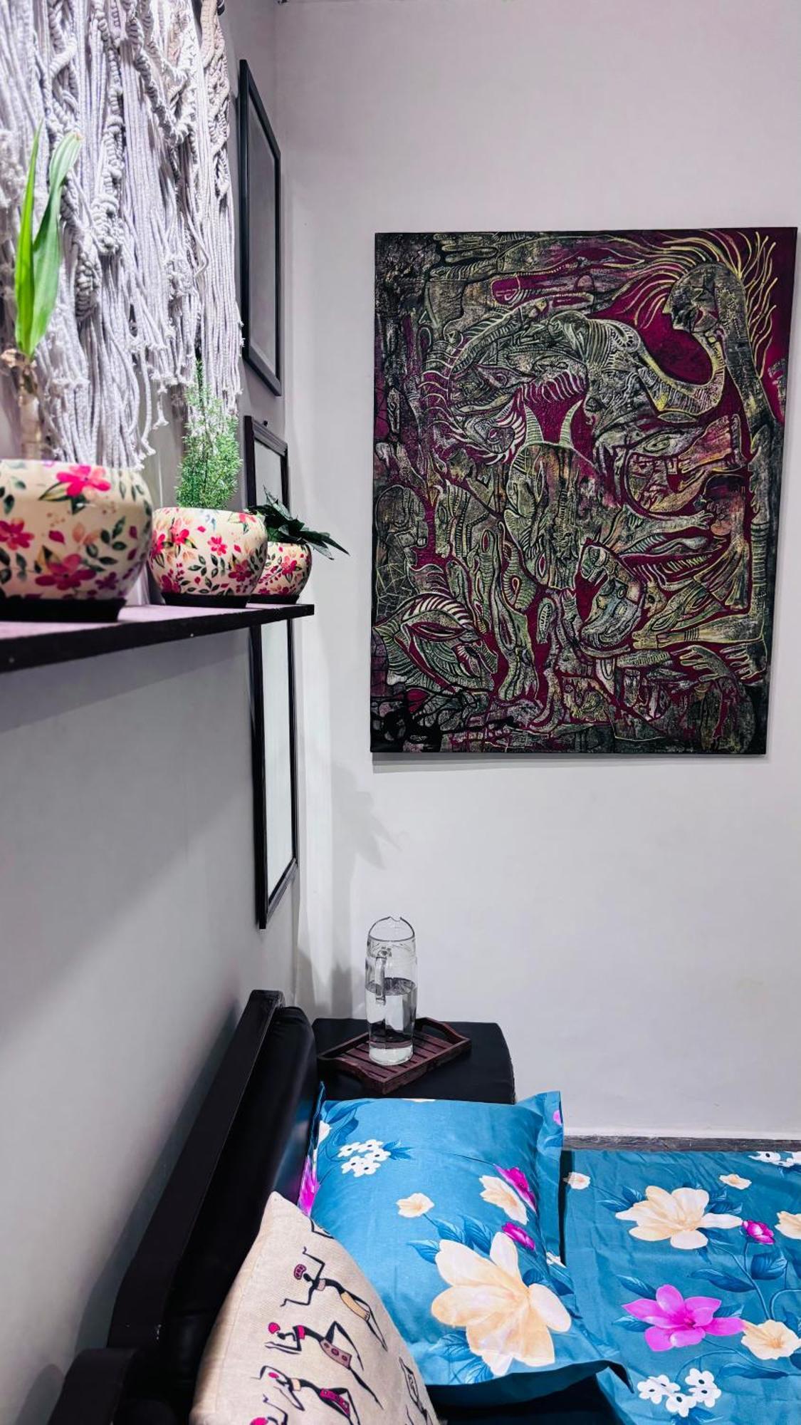 Apartment Anavrin Art House *