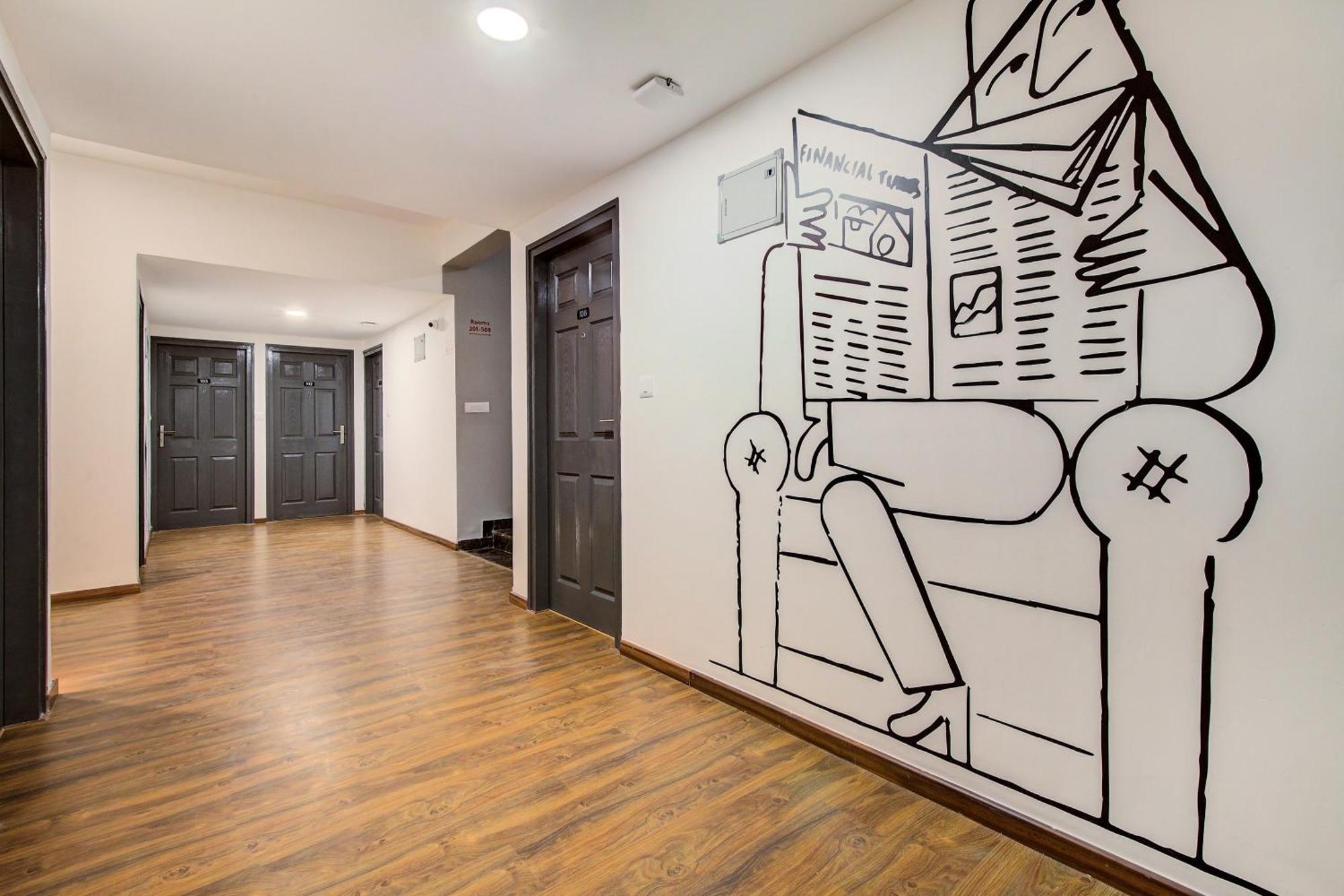 Townhouse Cr Park Near Lotus Temple Hotel 4*