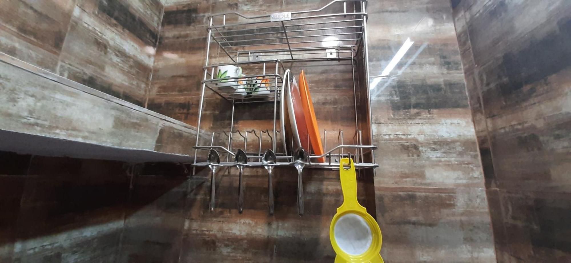 Guest house Aggarwal Lajpat Nagar, With Private Kitchen Android Tv Wifi And Fridge *