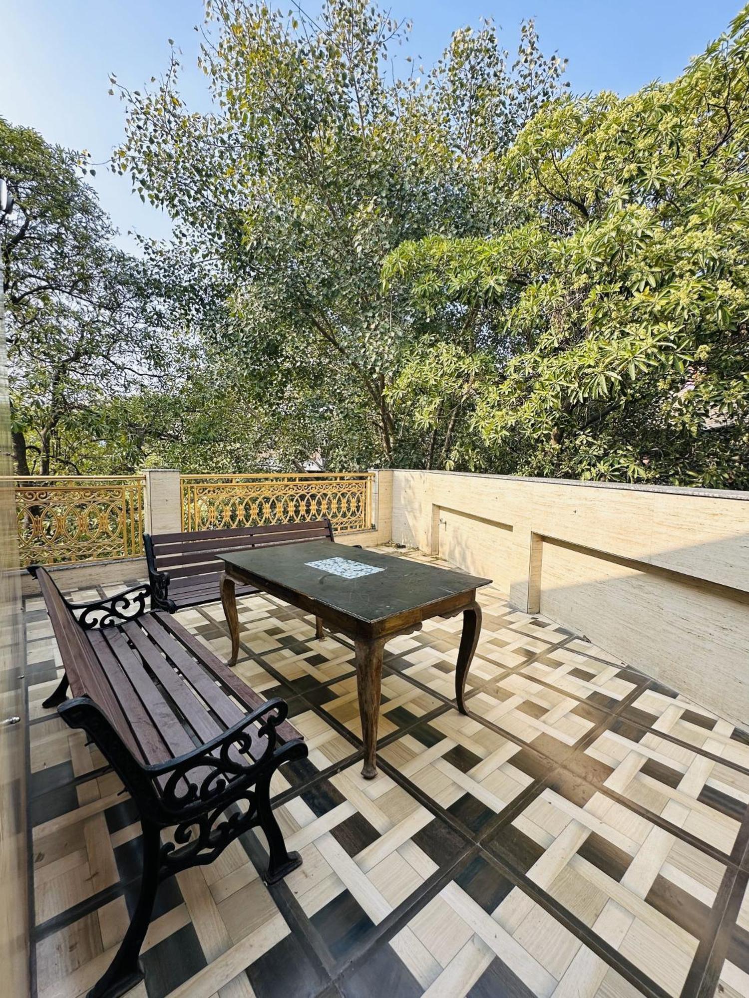 Golden Bed And Breakfast- High Quality In South Ex-1 D Block * Nova Deli