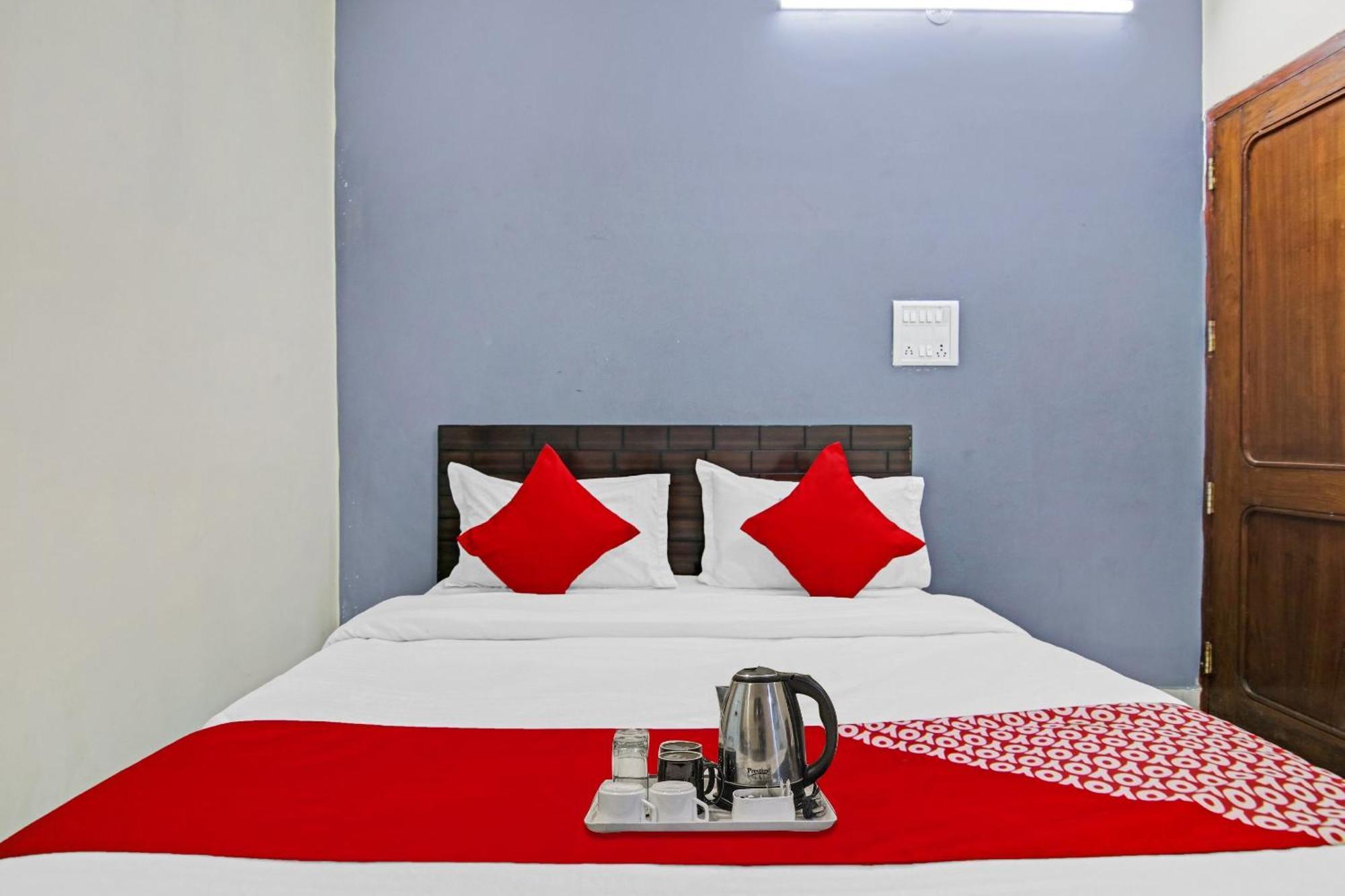 Flagship Royal Near Akshardham Hotel 3*