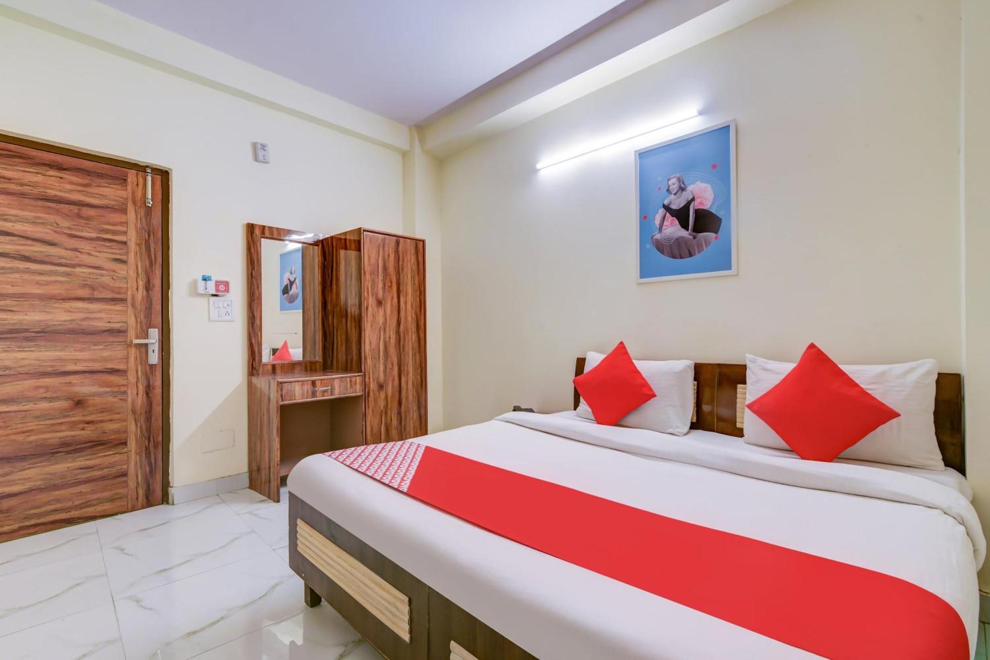O 74192 Vishwakarma Palace Hotel