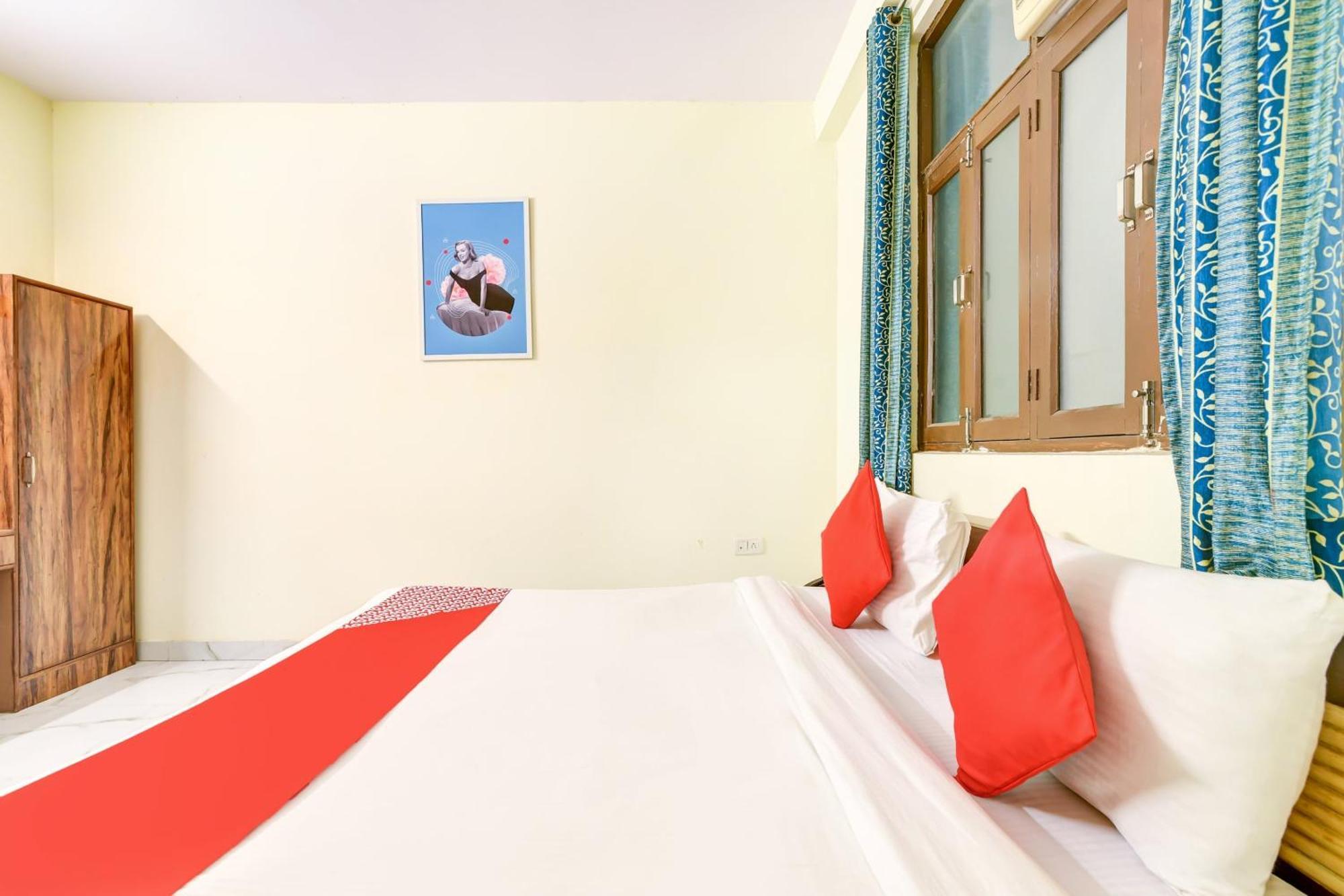O 74192 Vishwakarma Palace 4* Delhi (National Capital Territory of India)
