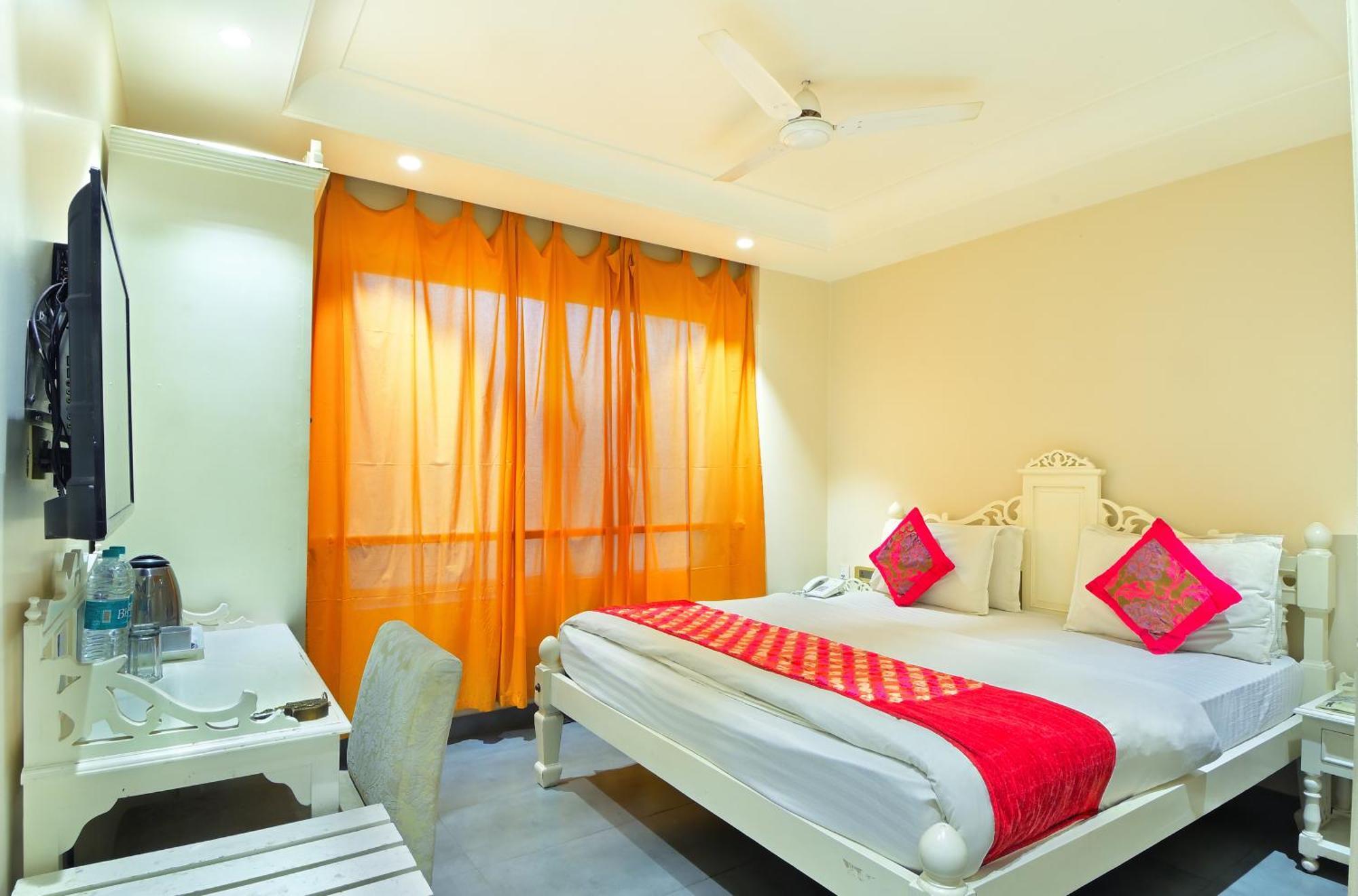 The Pinky - Heritage Boutique Hotel 2*