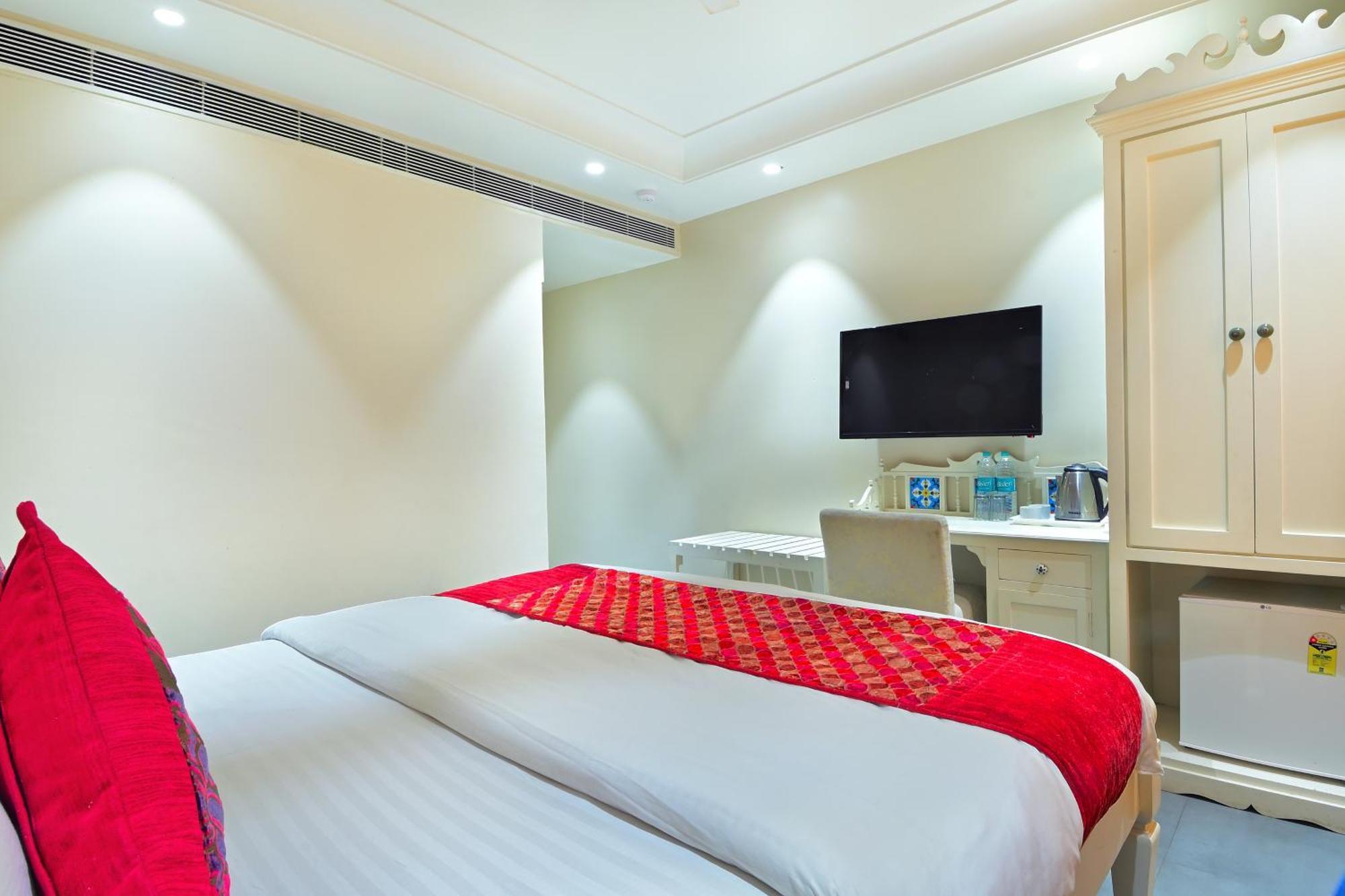 The Pinky - Heritage Boutique Hotel