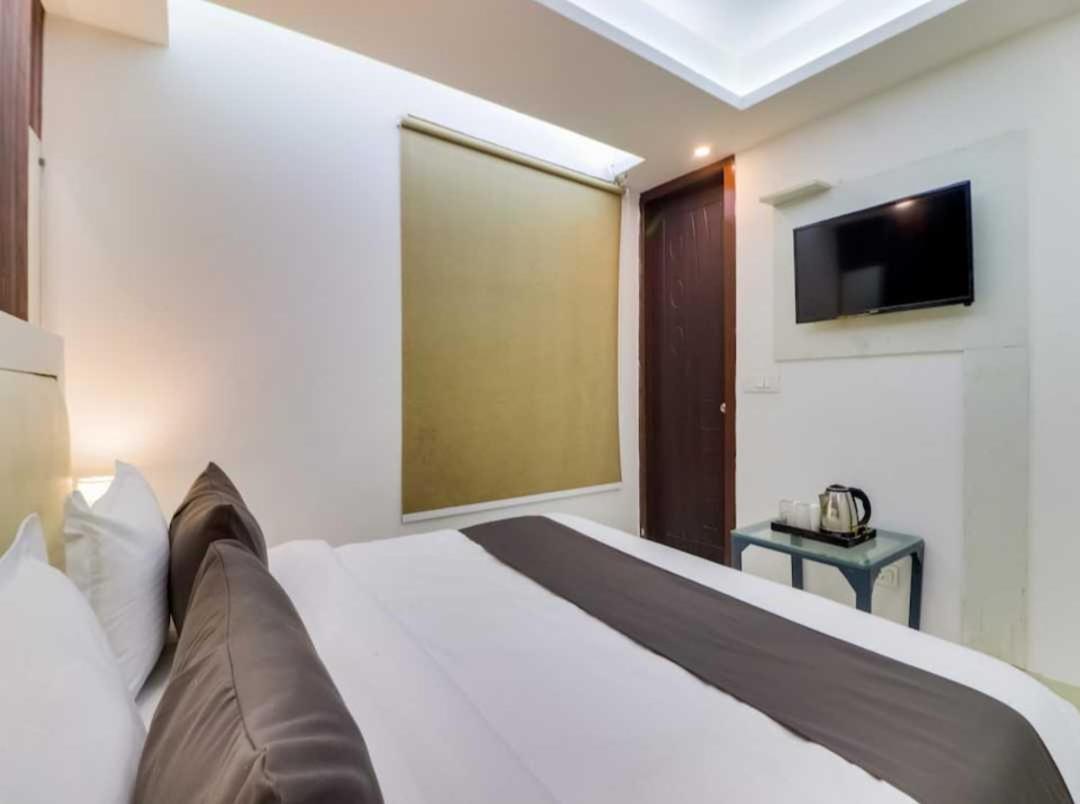Hotel Super O Galaxy New Delhi