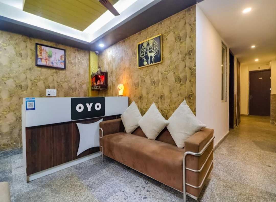 O Galaxy Hotel Nova Deli