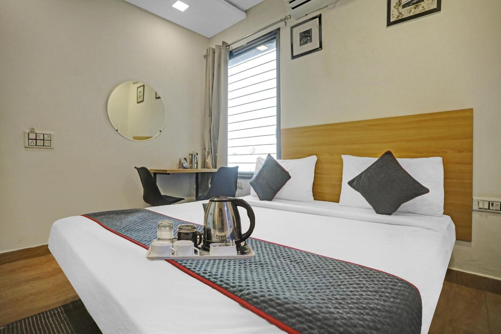 Hotel Super Townhouse Mannat Rohini 16 Delhi (National Capital Territory of India)