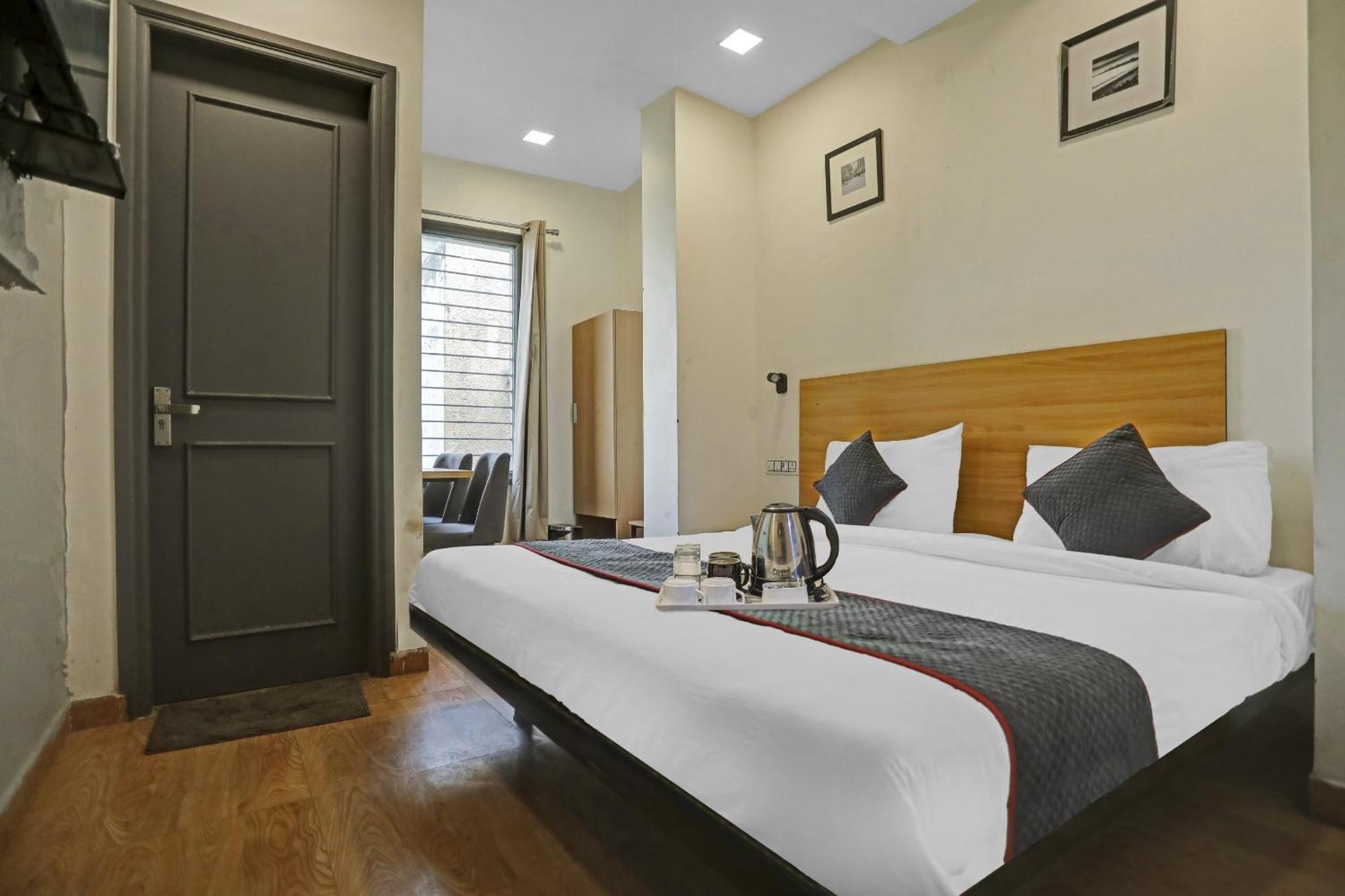 Super Townhouse Mannat Rohini 16 Hotel