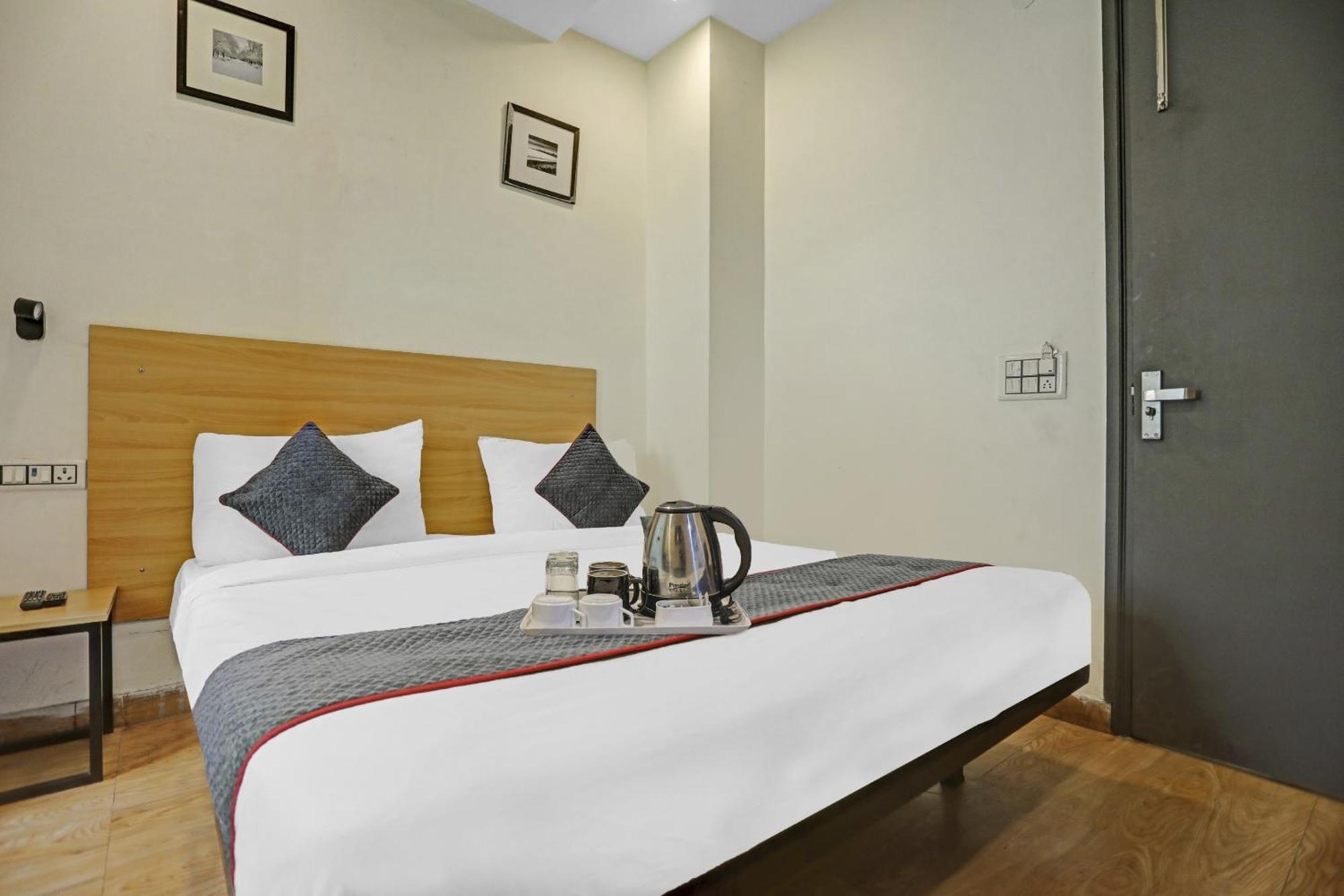 Super Townhouse Mannat Rohini 16 Hotel Delhi (National Capital Territory of India)