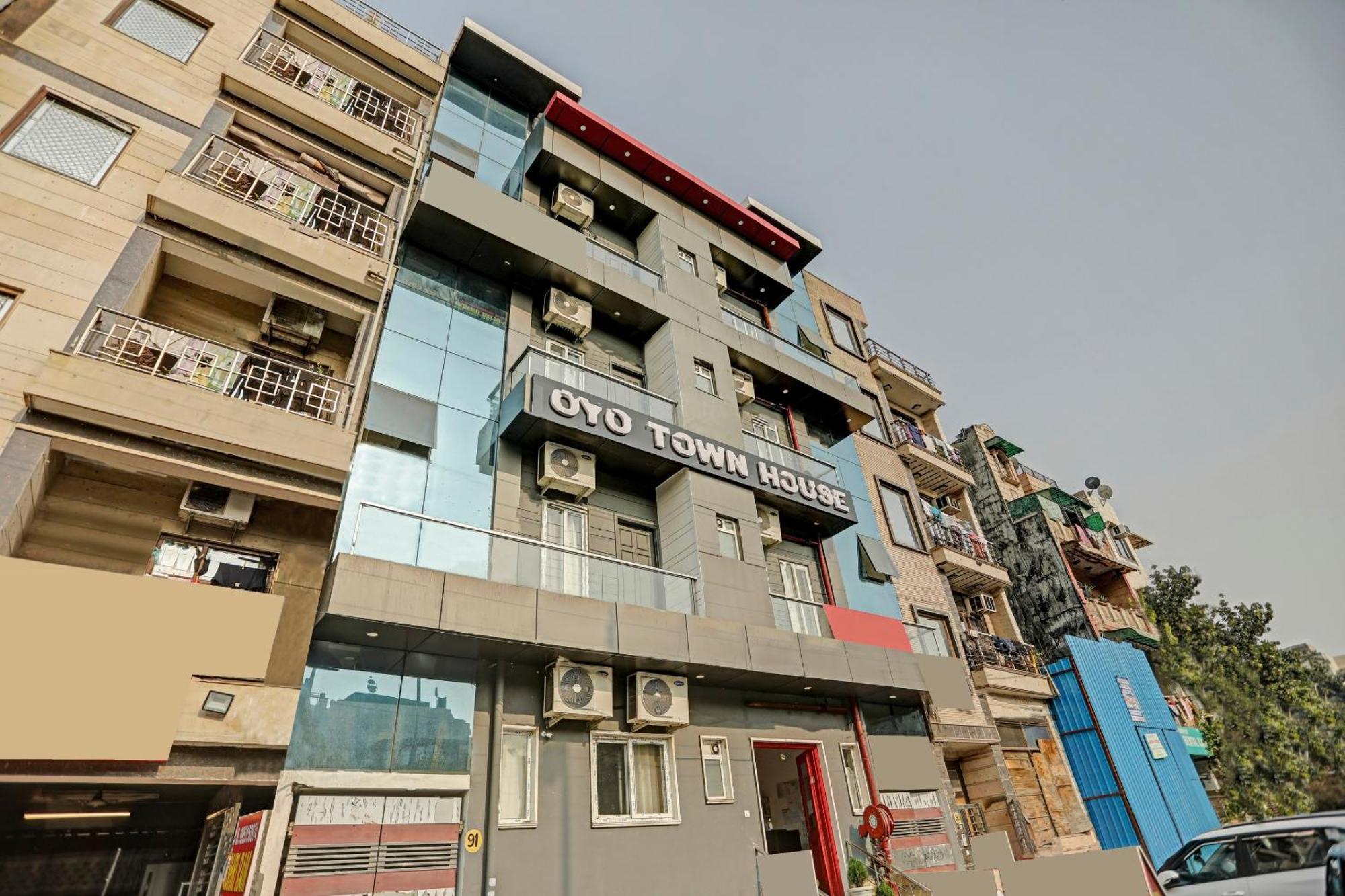 Hotel Super Townhouse Mannat Rohini 16 Delhi (National Capital Territory of India)
