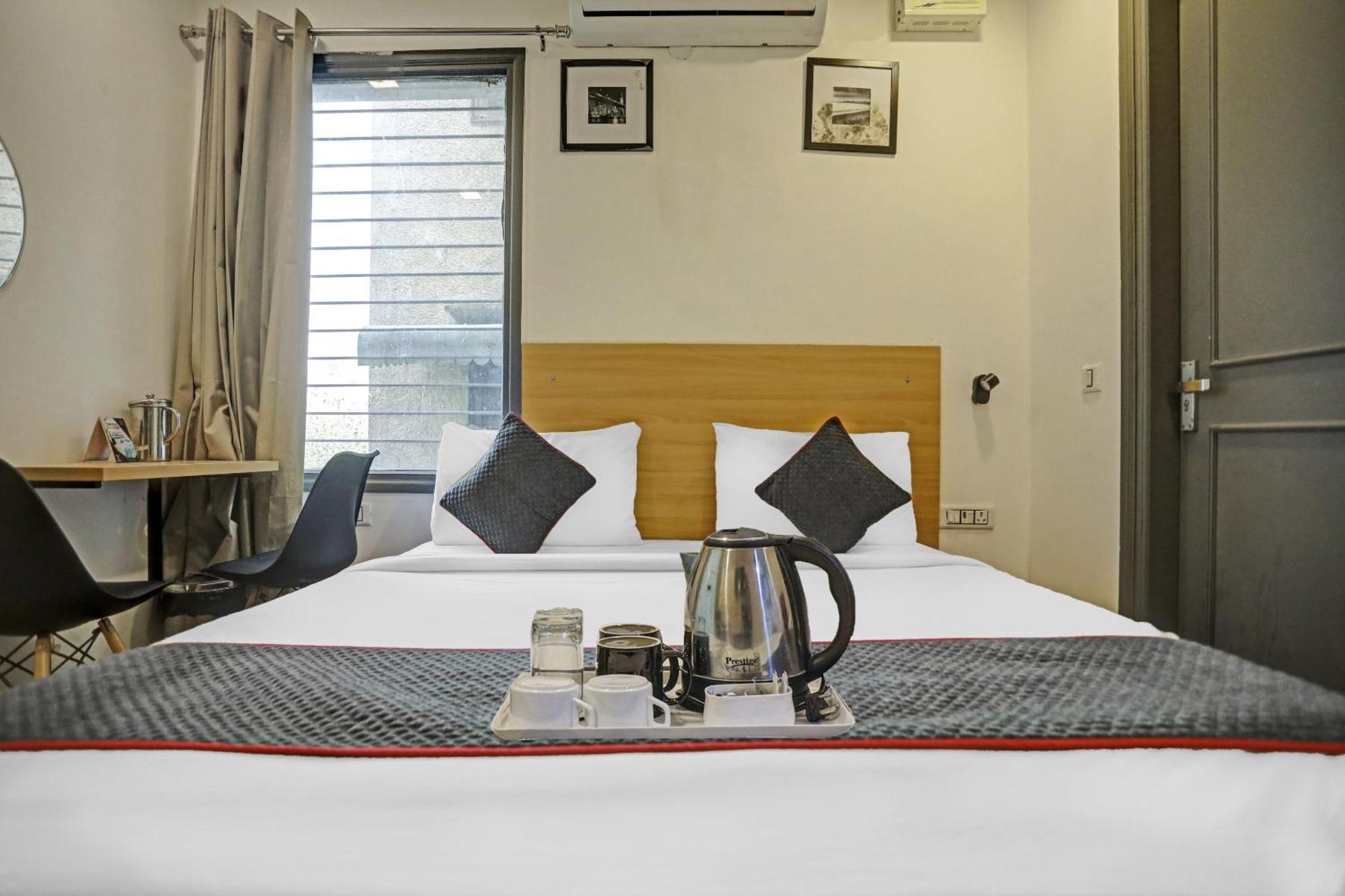 Super Townhouse Mannat Rohini 16 Hotel 4*