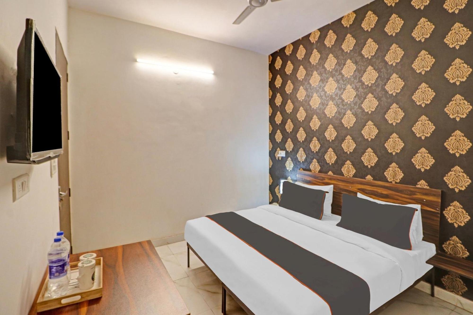 Hotel O Town Plaza 4*