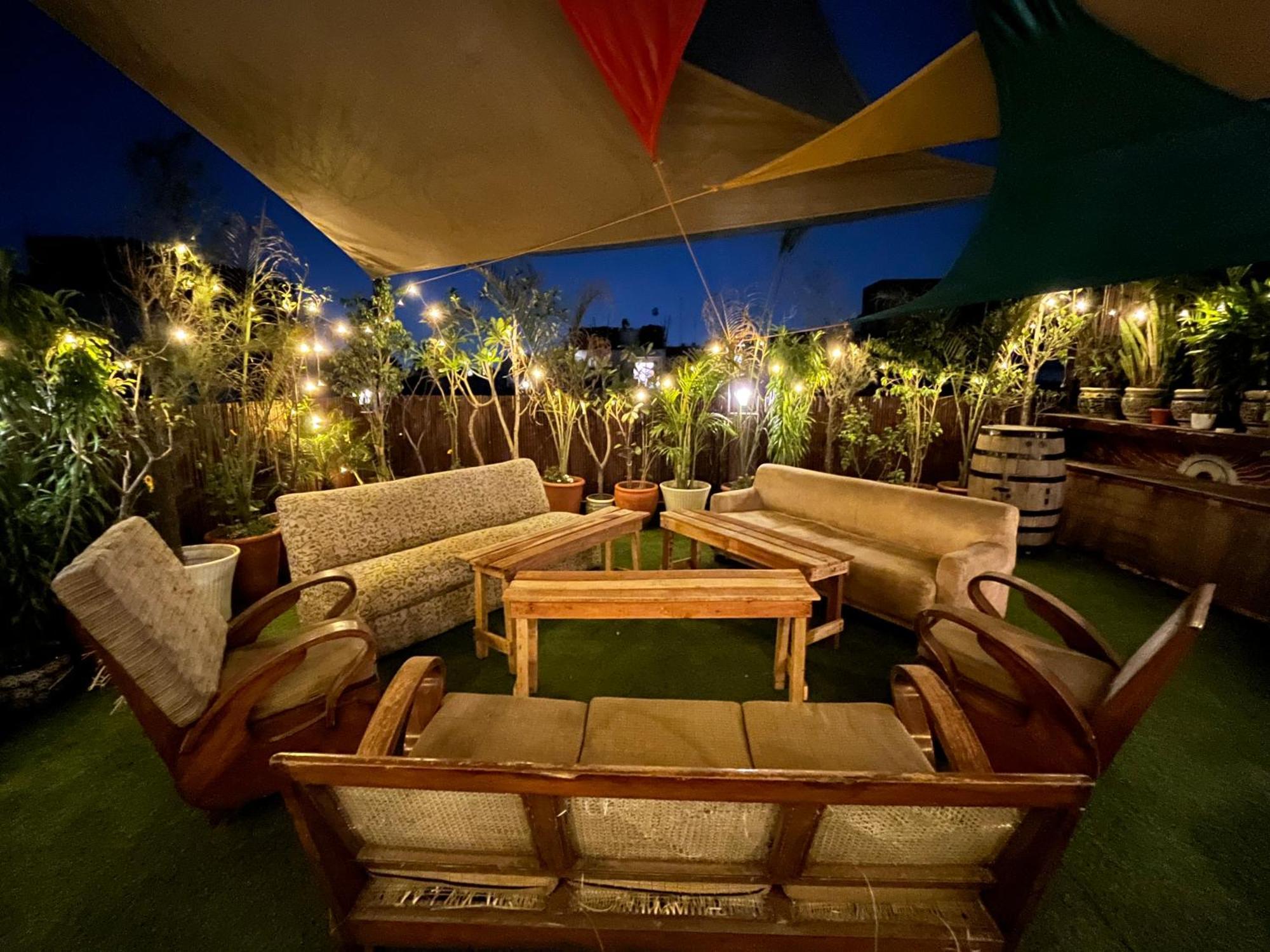 Anavrin Art House Apartment
