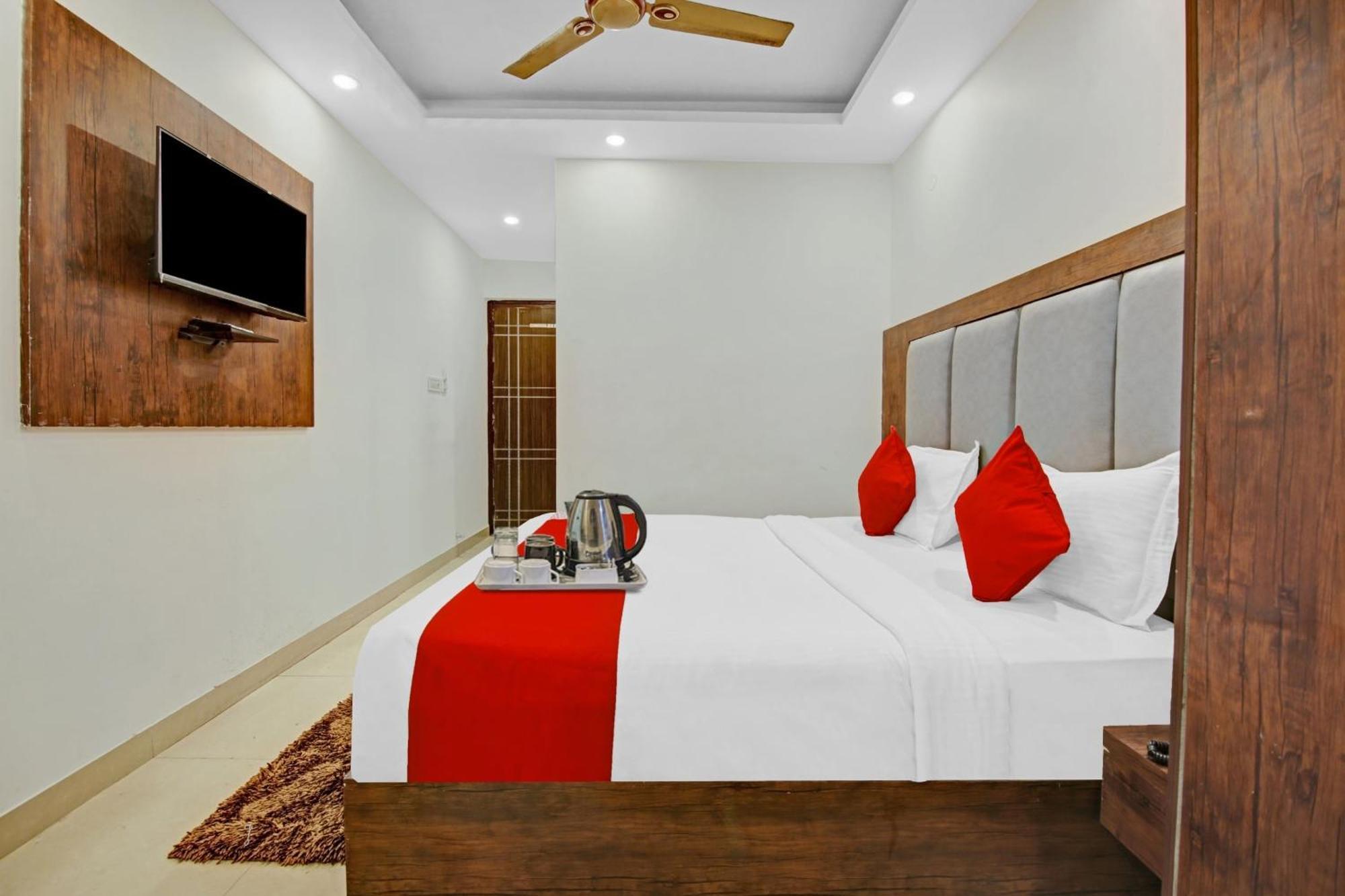 O Tez Plaza Hotel 4*
