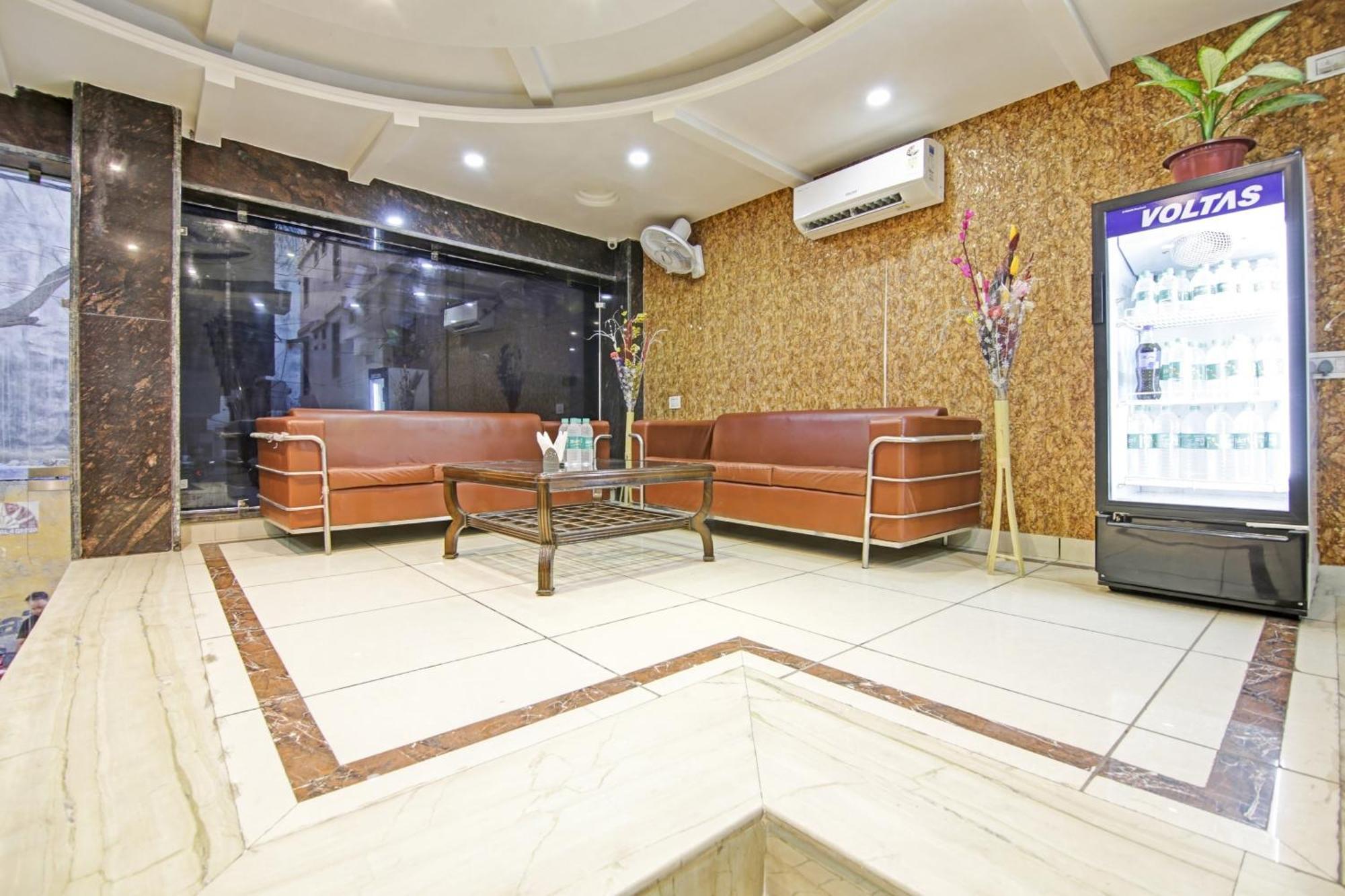 Hotel O Tez Plaza Nova Deli