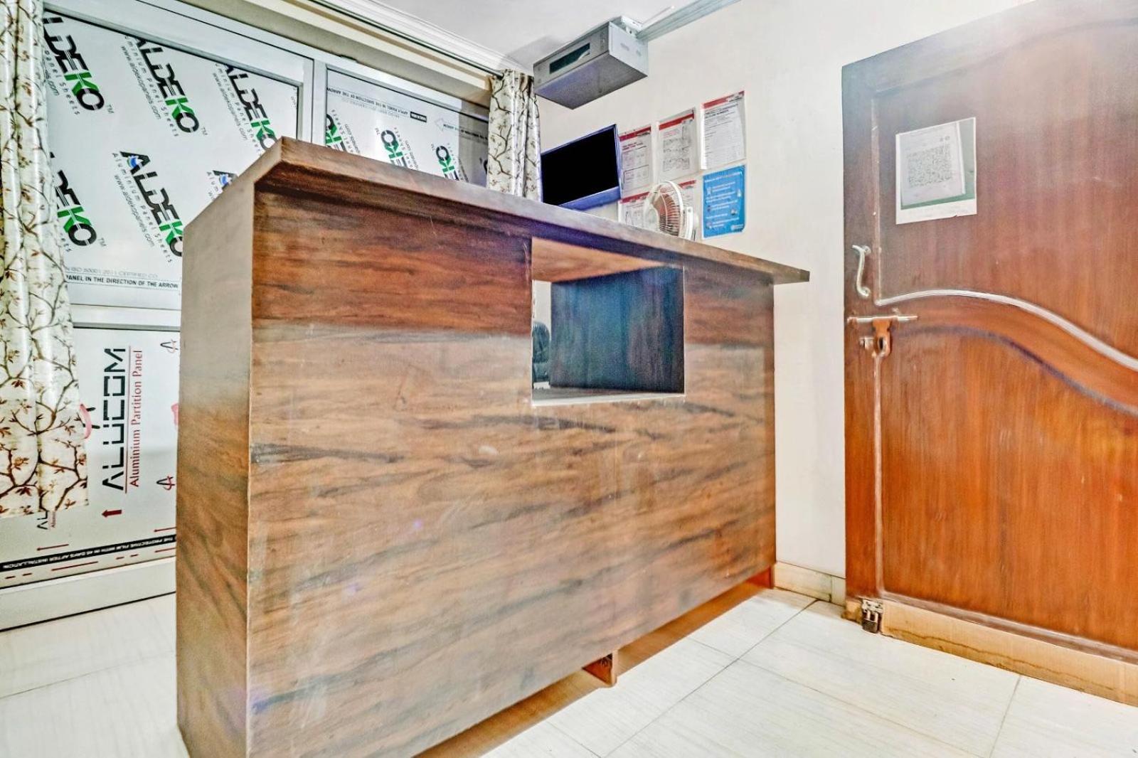 Oyo Flagship Victor House