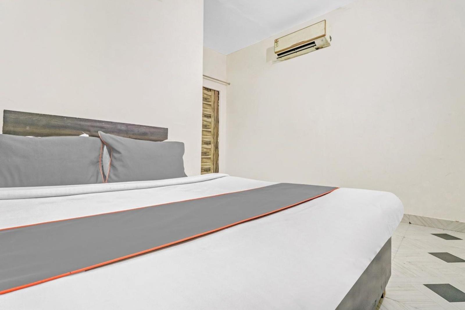 Oyo Flagship Victor House
