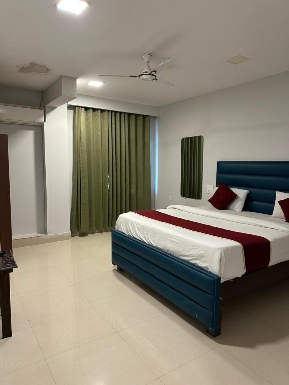 Hotel Tourist Deluxe Aero City Mahipalpur