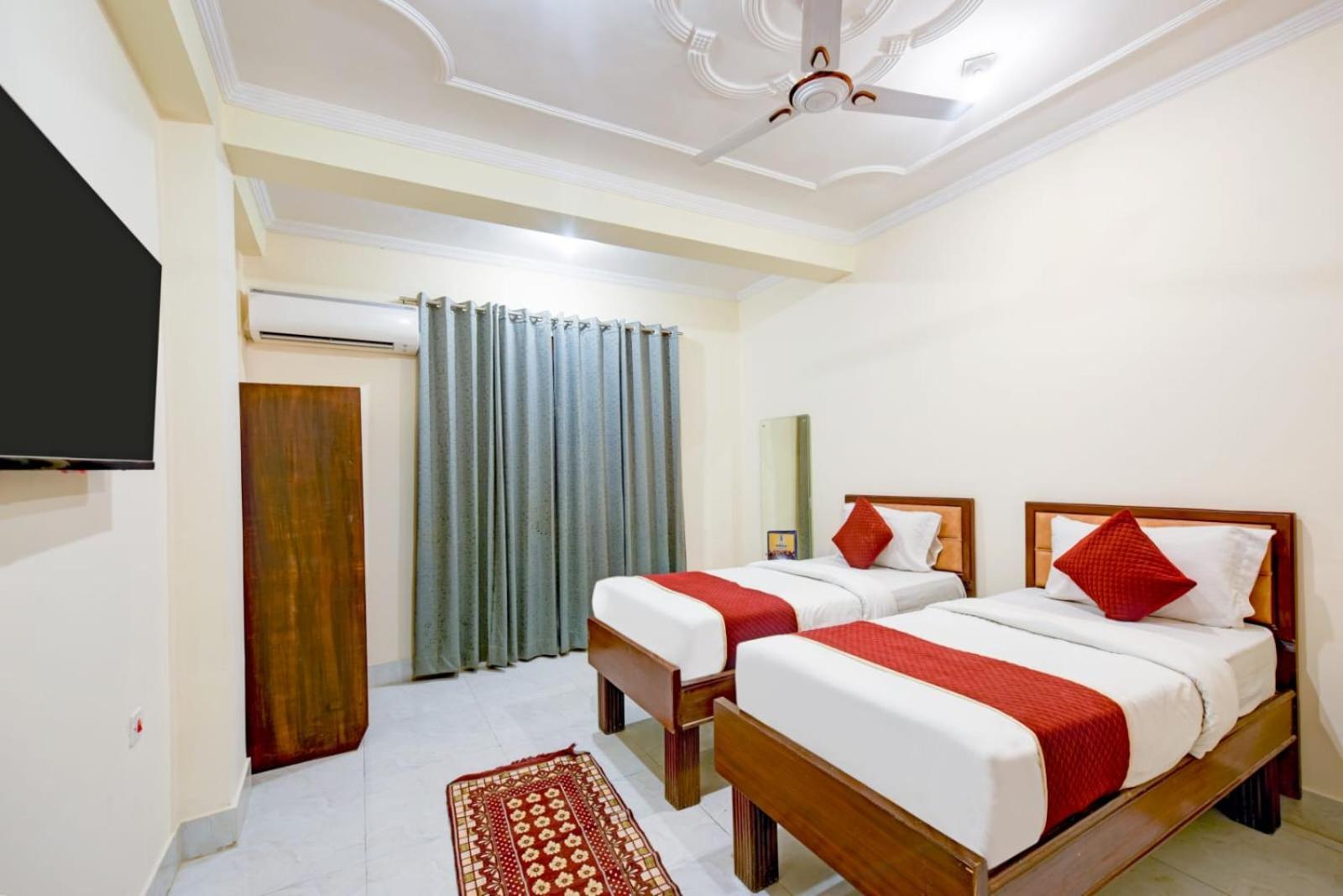 Tourist Deluxe Aero City Mahipalpur Hotel 3*