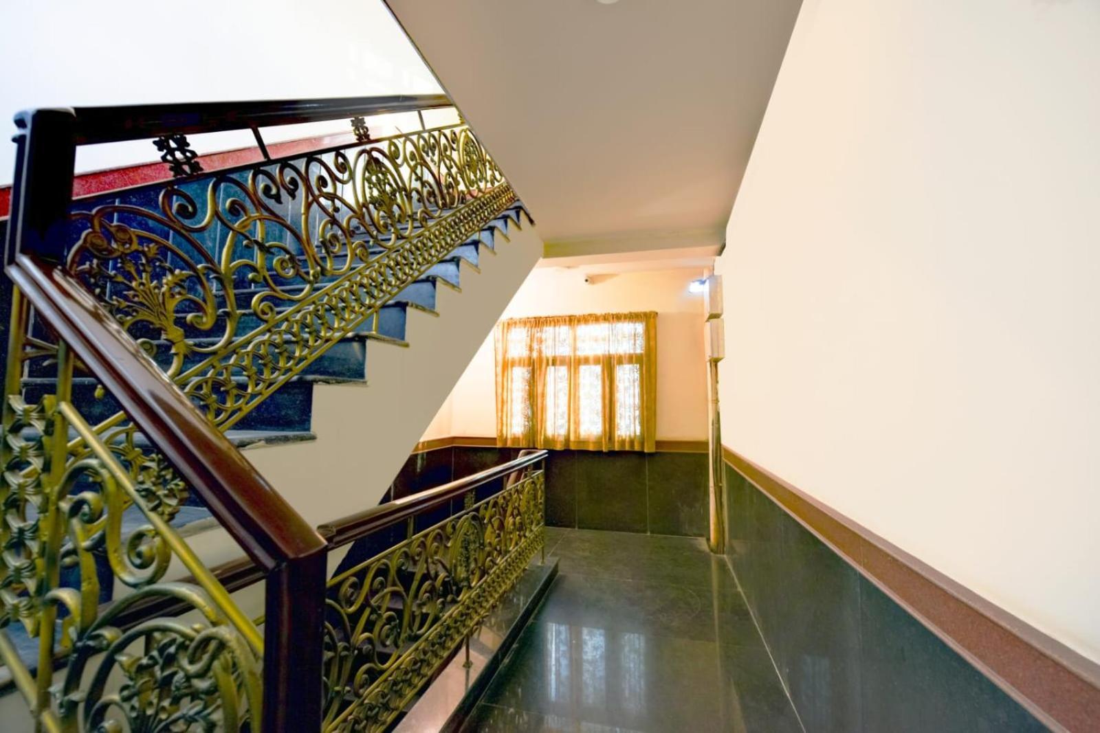 Tourist Deluxe Aero City Mahipalpur 3*