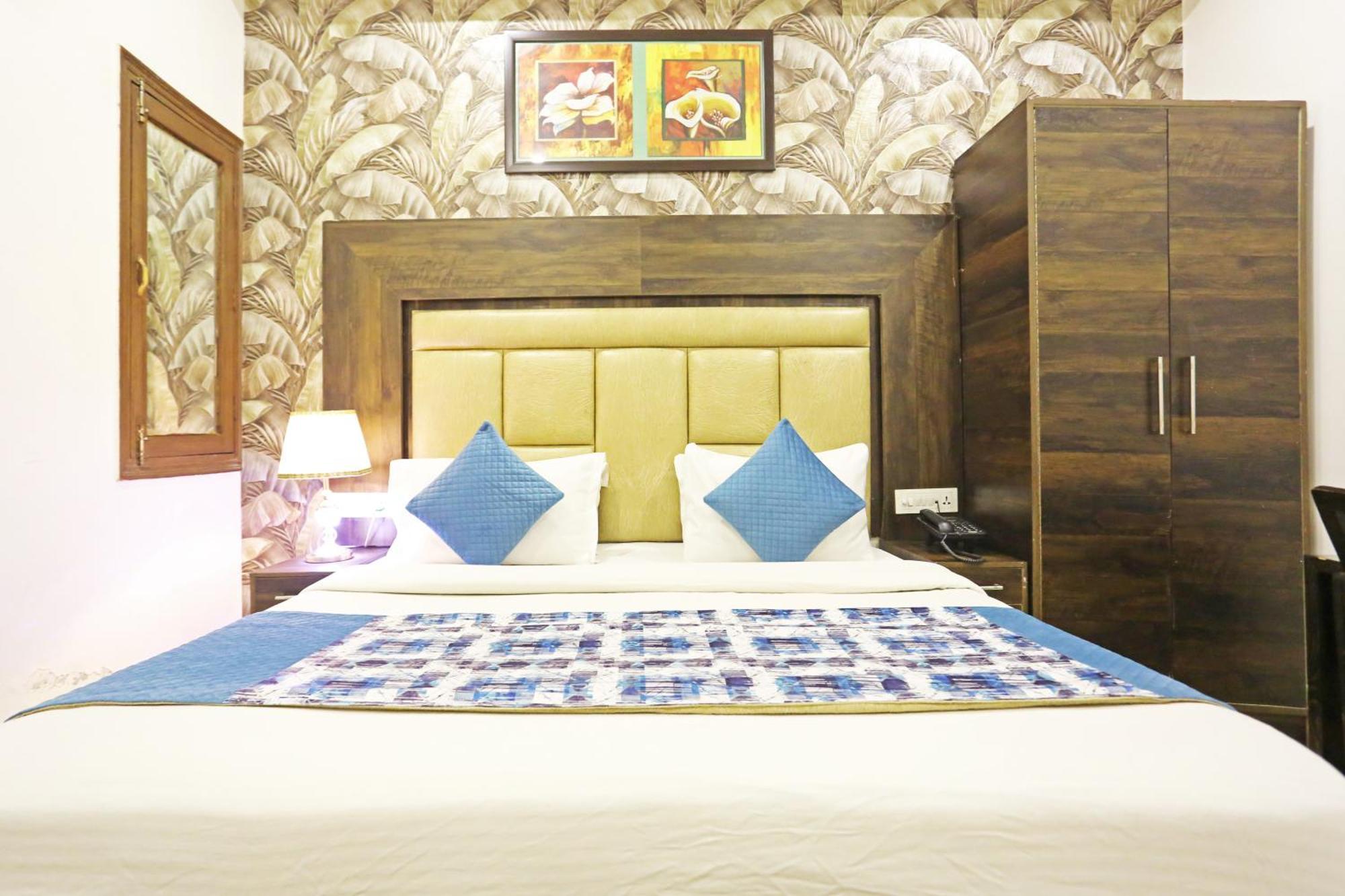 The Kiara Near Delhi Airport Hotel 3*