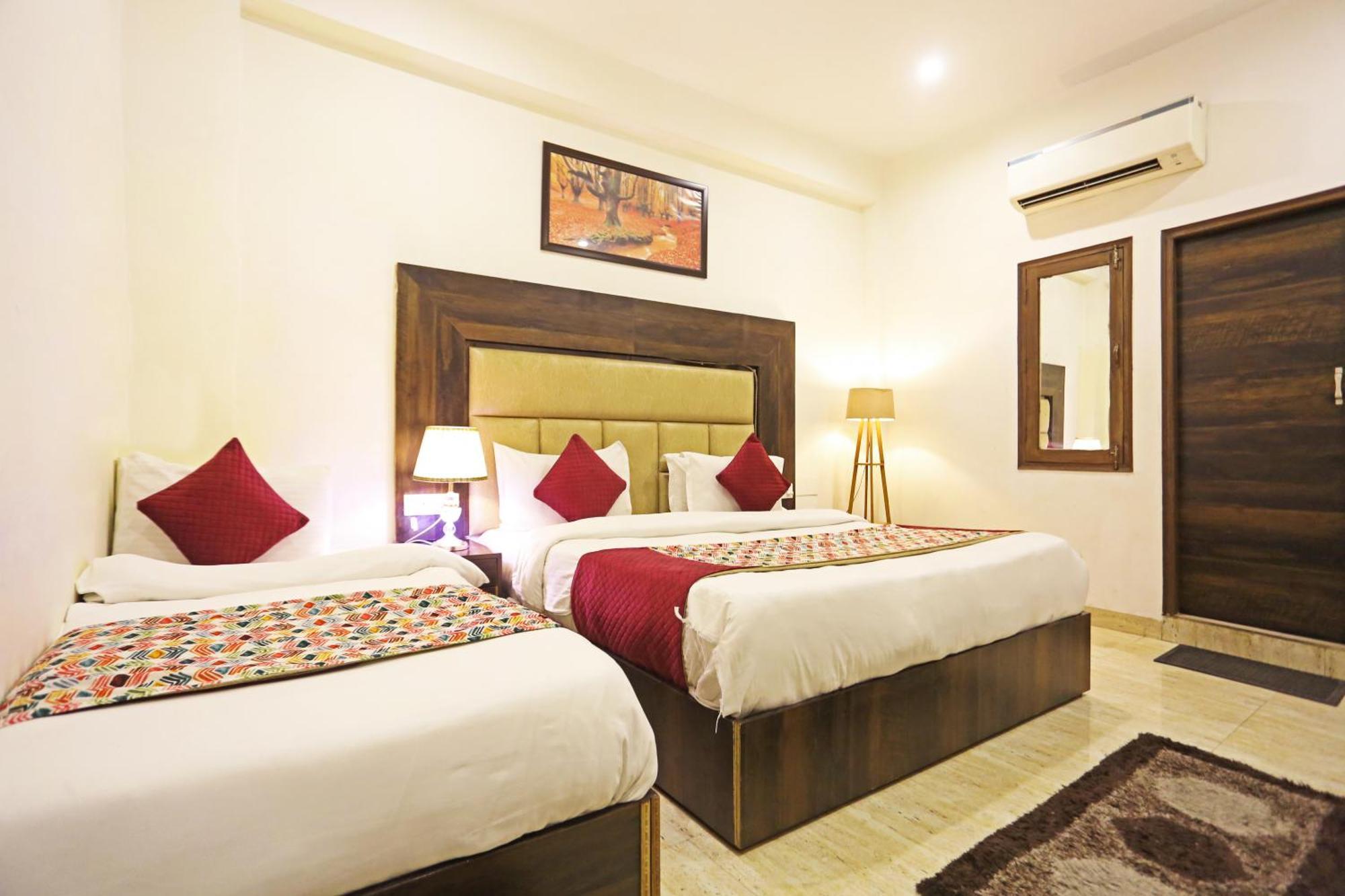 The Kiara Near Delhi Airport 3*